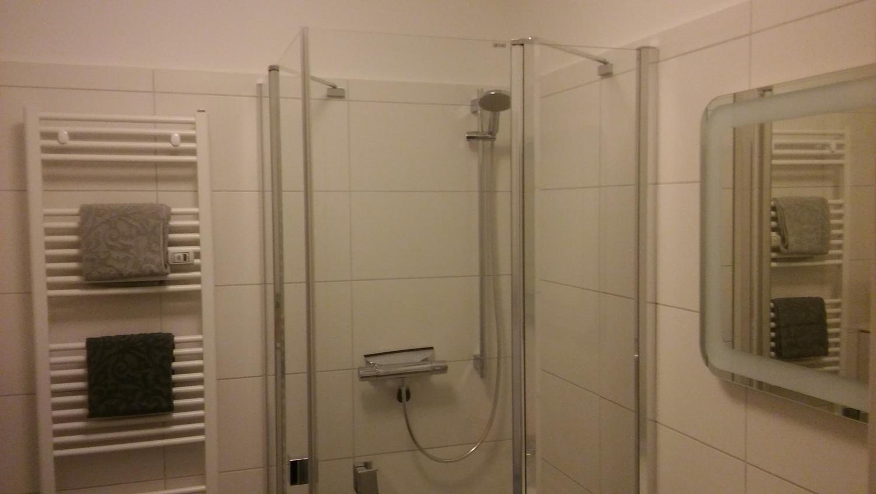Casa Herkules en Kassel — bathroom