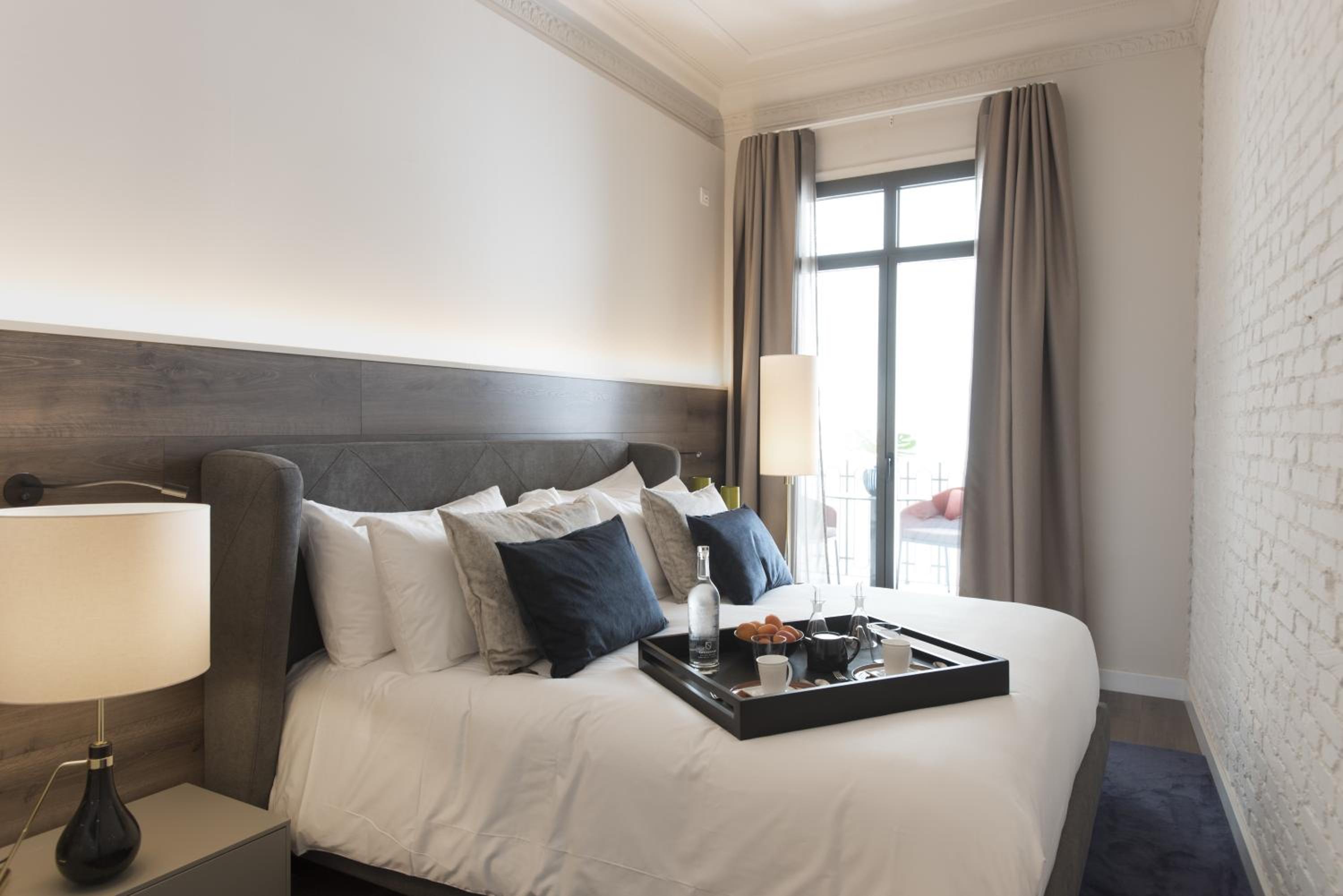 Casagrand Luxury Apartments Barcelona