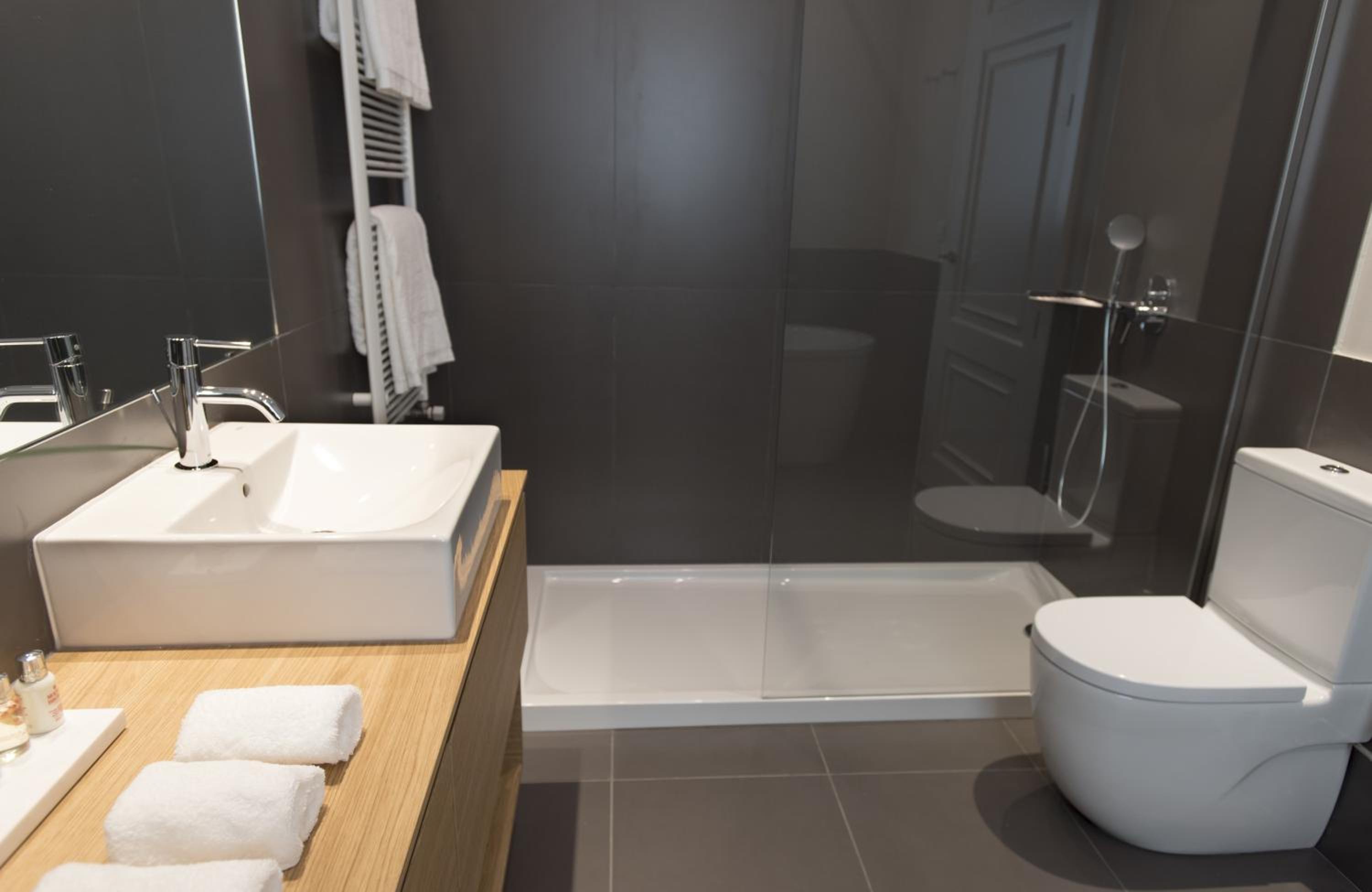 Casagrand Luxury Apartments Barcelona