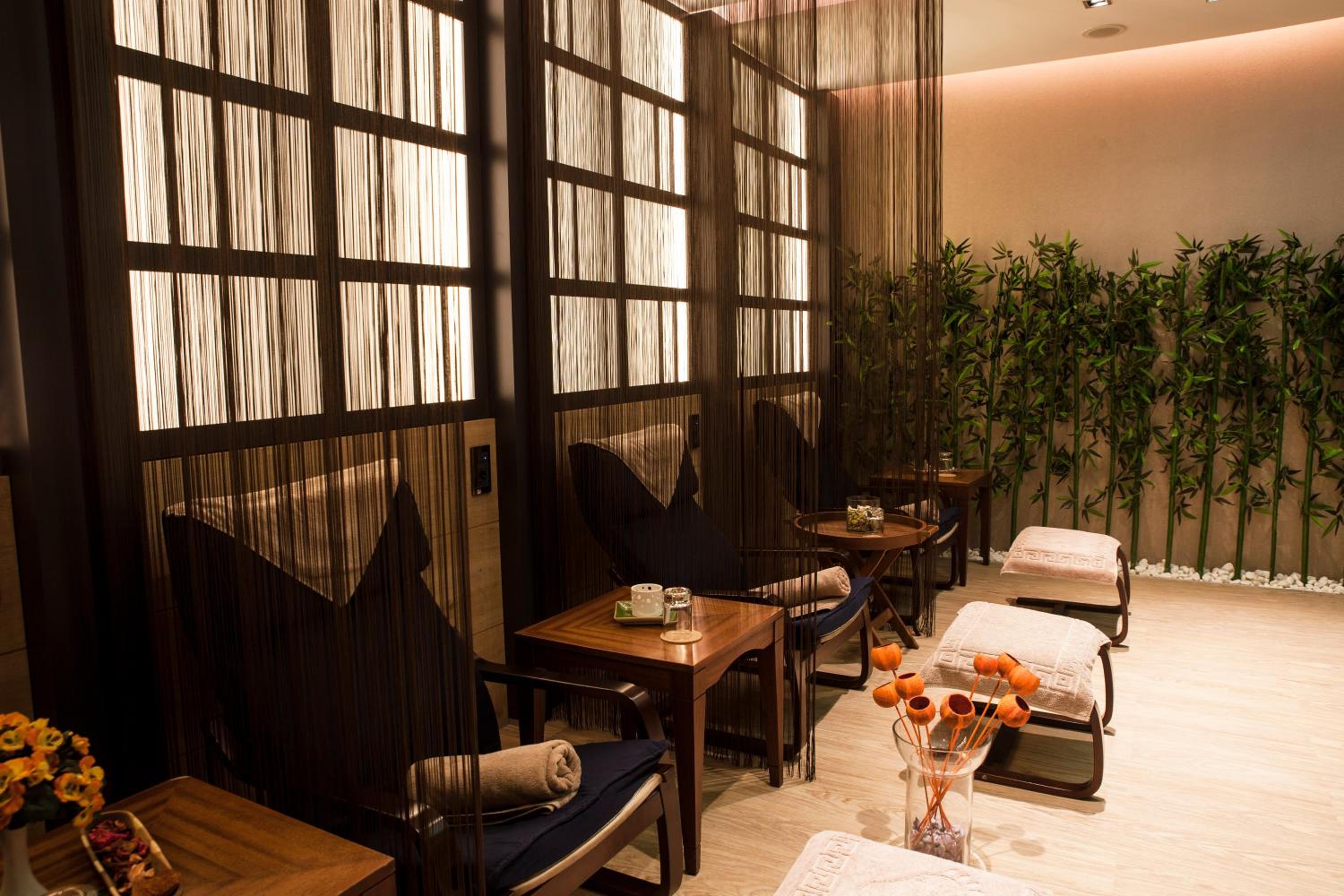 Midas Hotel - Image 8