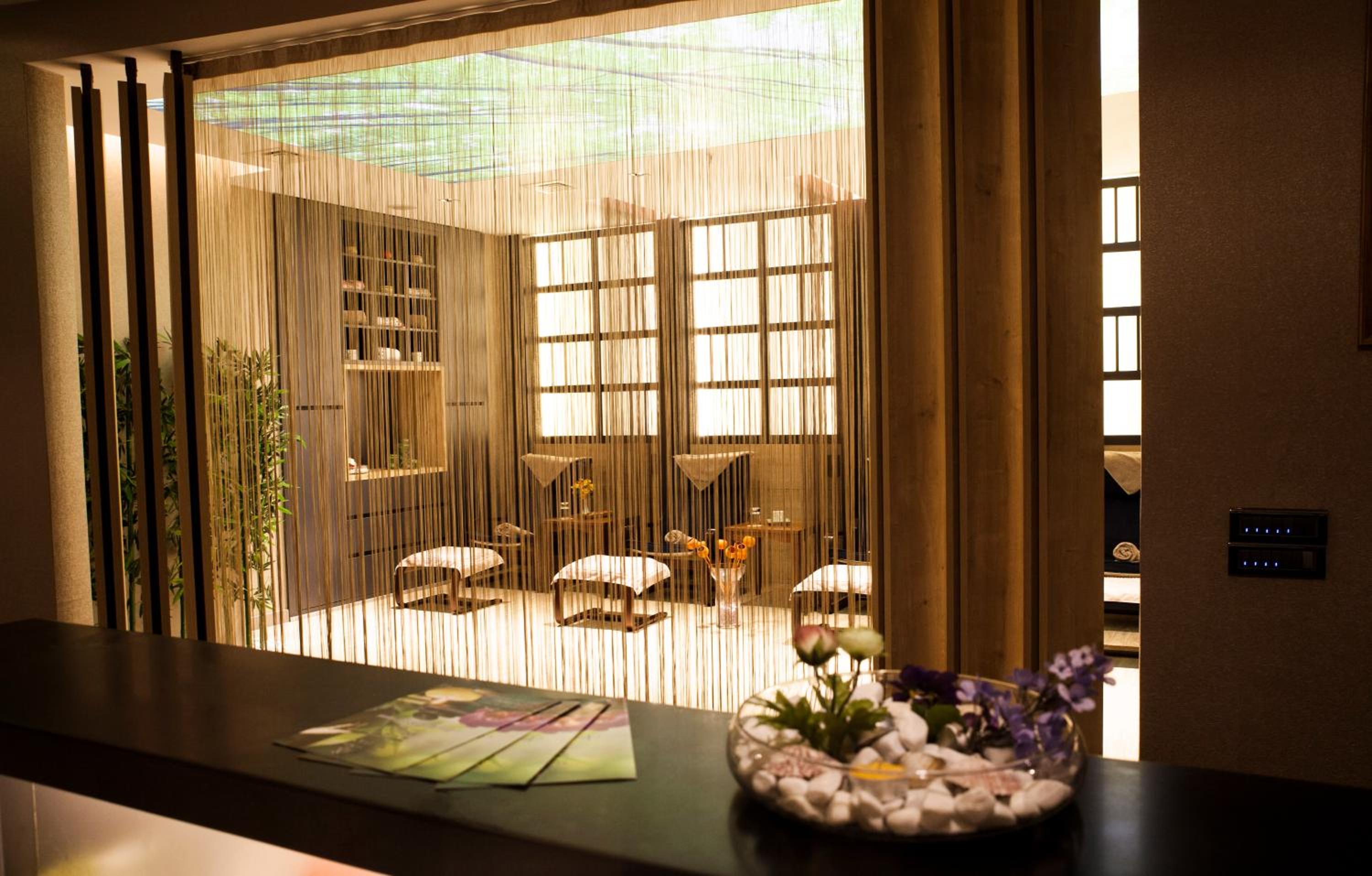 Midas Hotel - Image 29