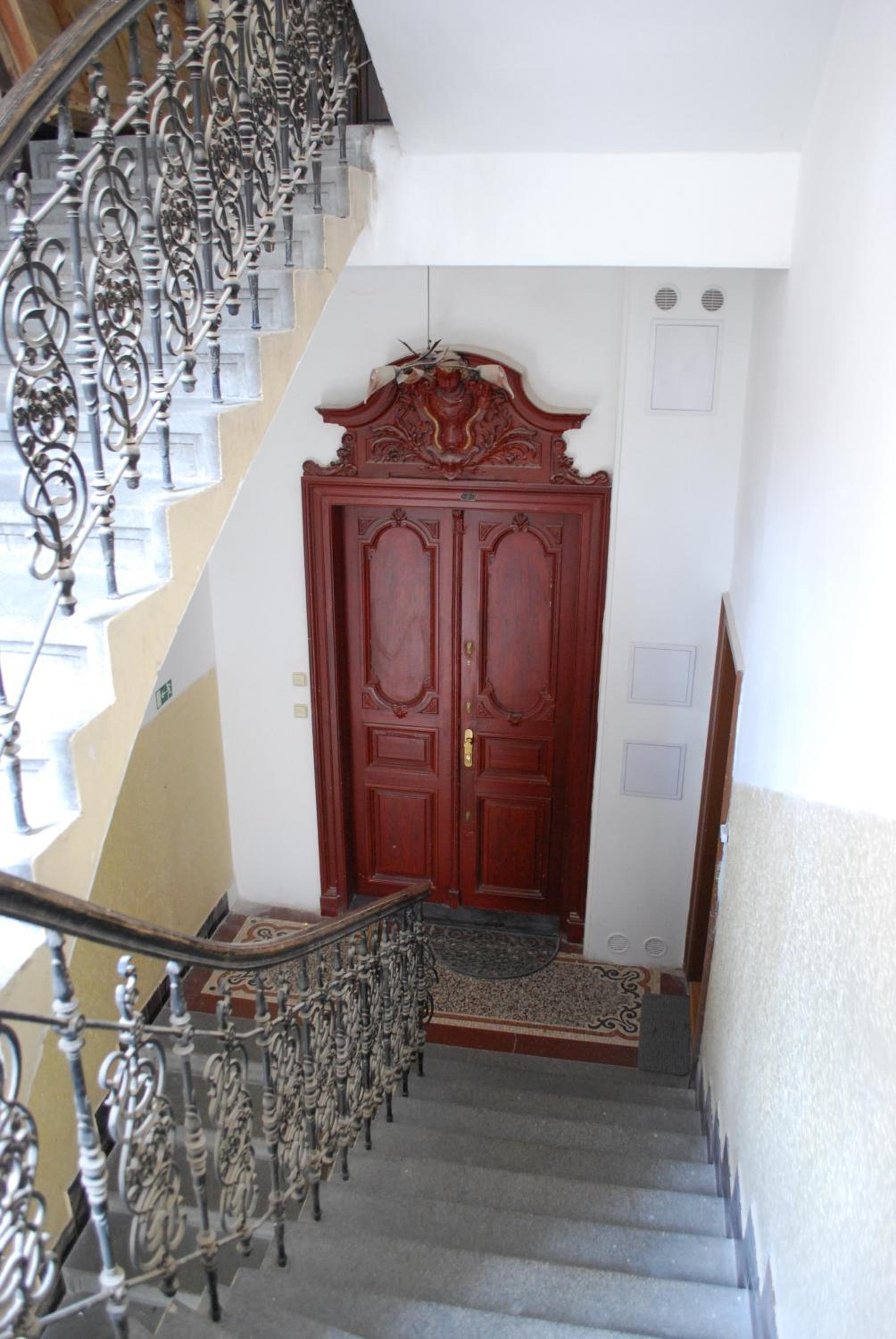 Mordecai 12 Apartments by Adrez