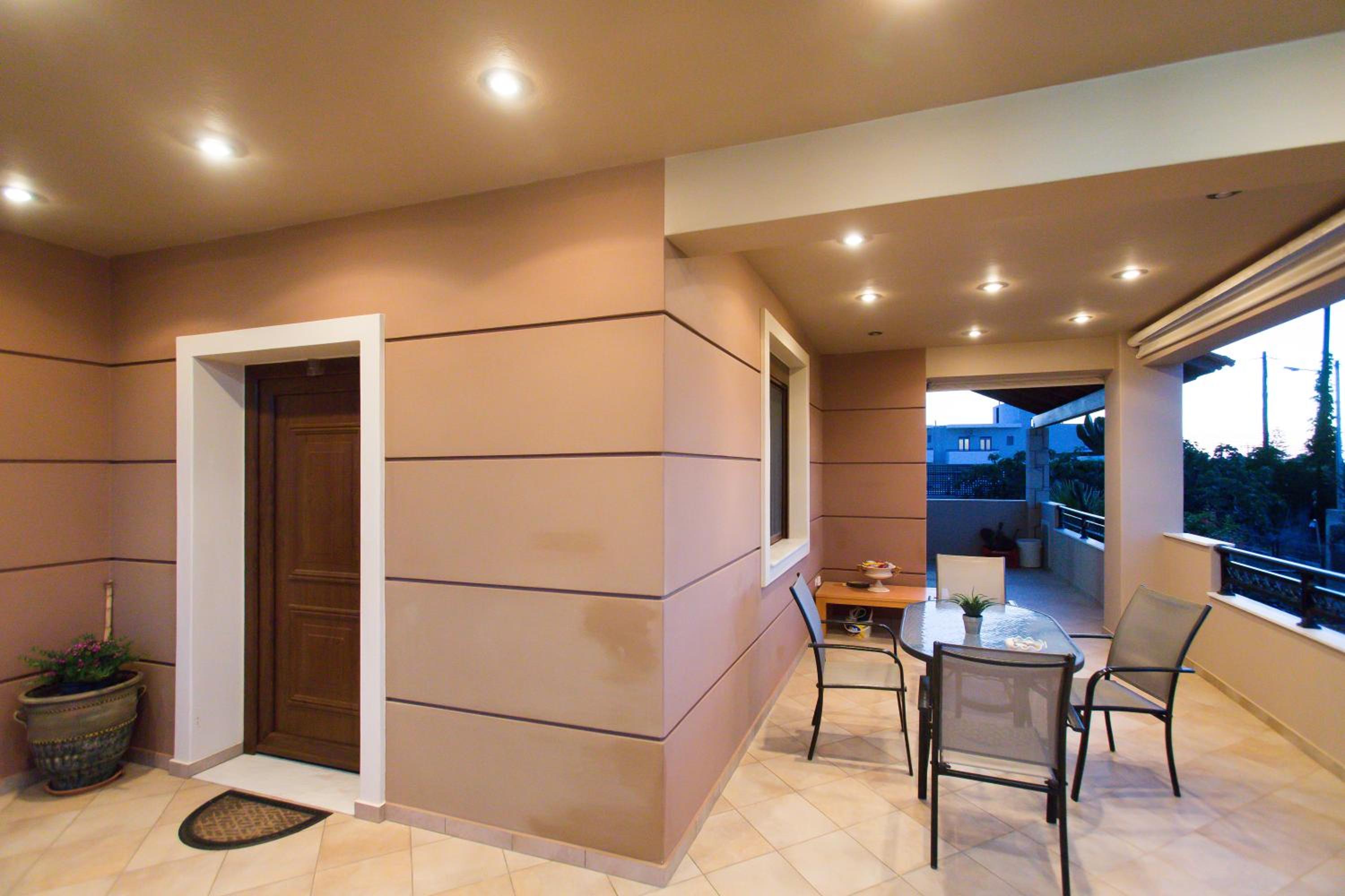 Luxury Maisonette Afro view 3
