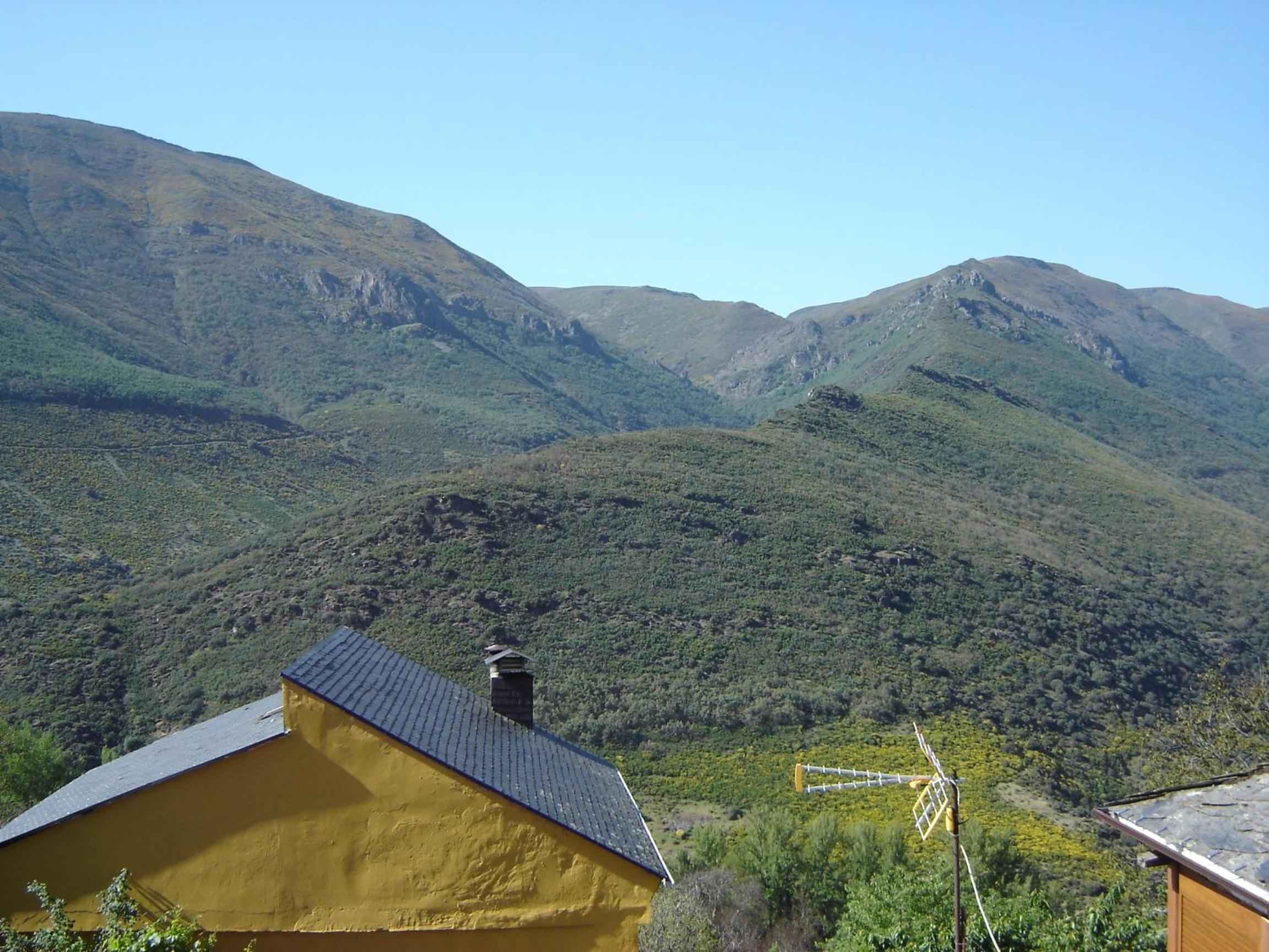Carriles Romanos view 3