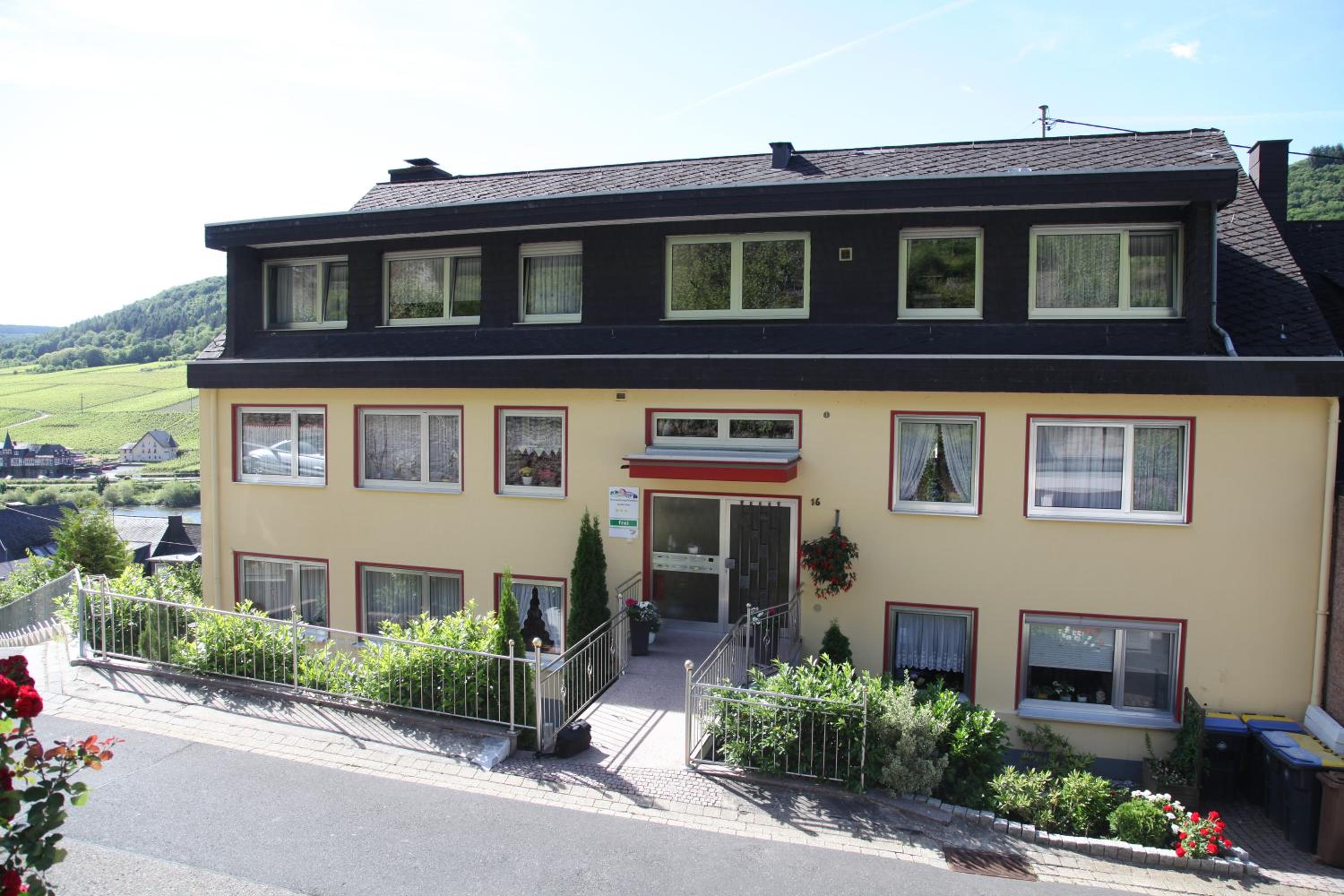 Ferienwohnung Moselblick-Stein
