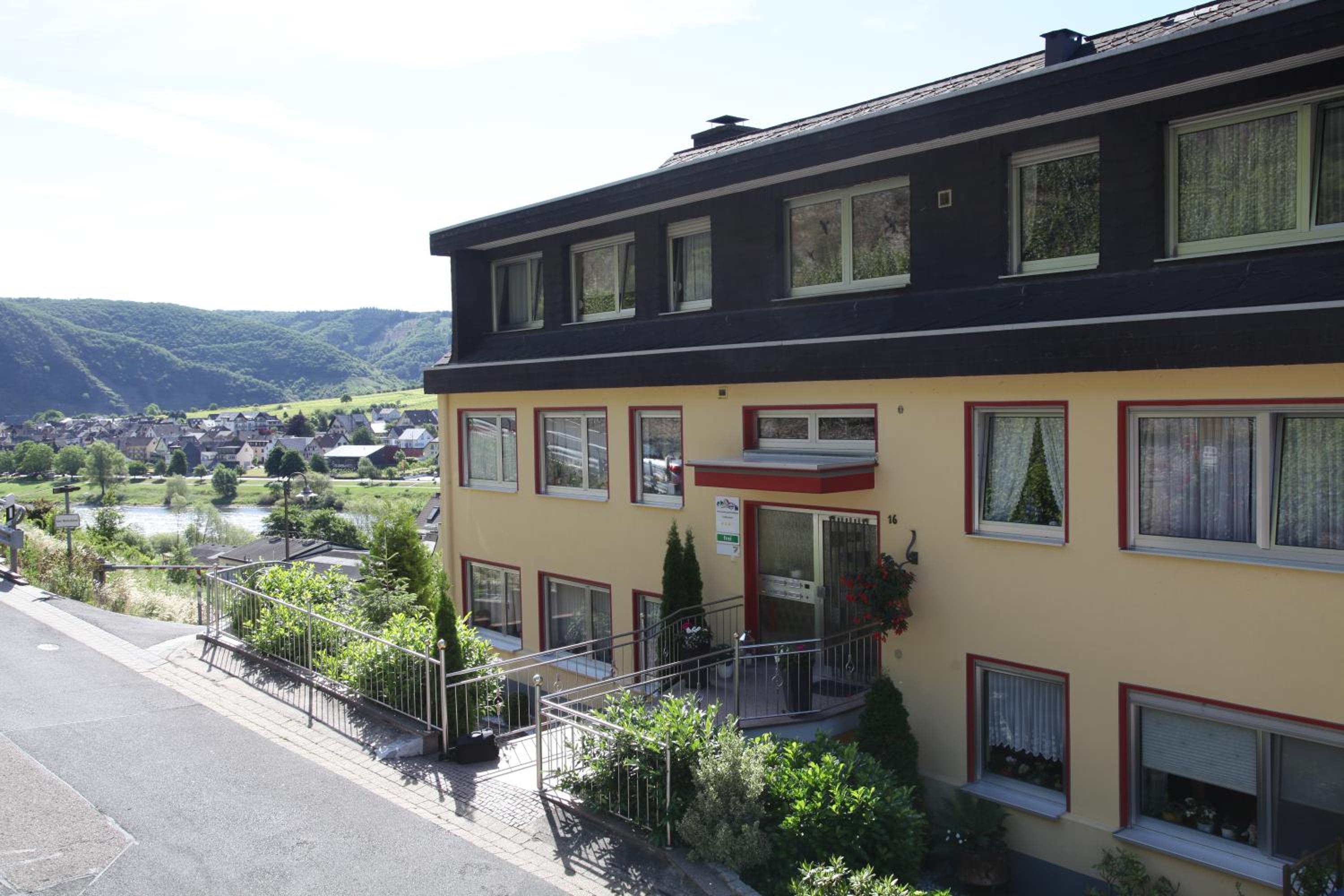 Ferienwohnung Moselblick-Stein