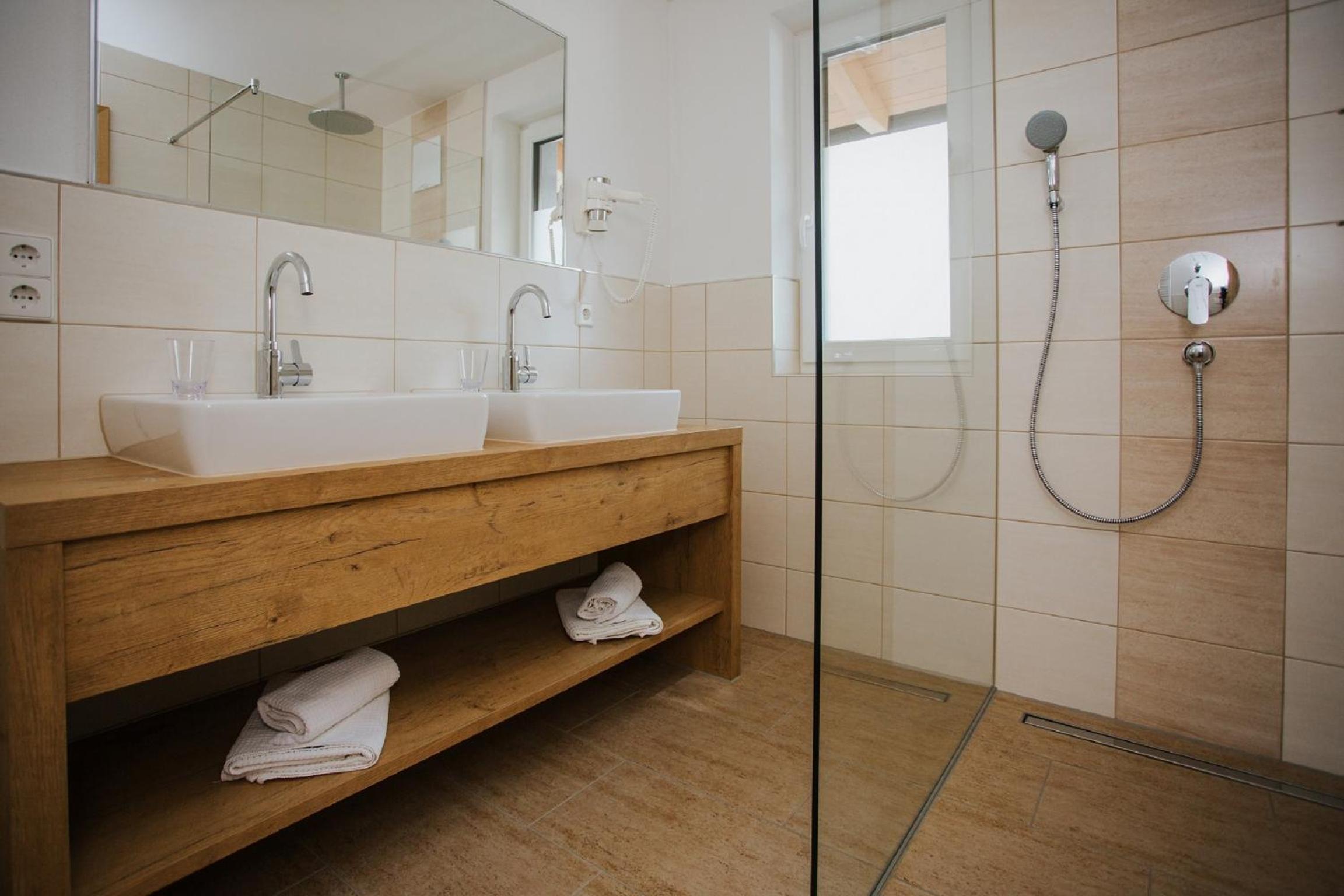 Apartmenthaus Strasswirt De Luxe