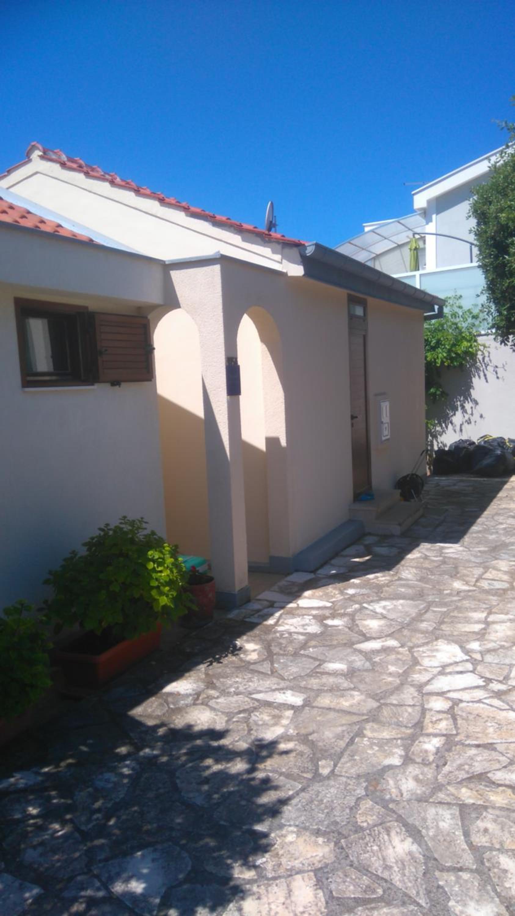 Photo 35