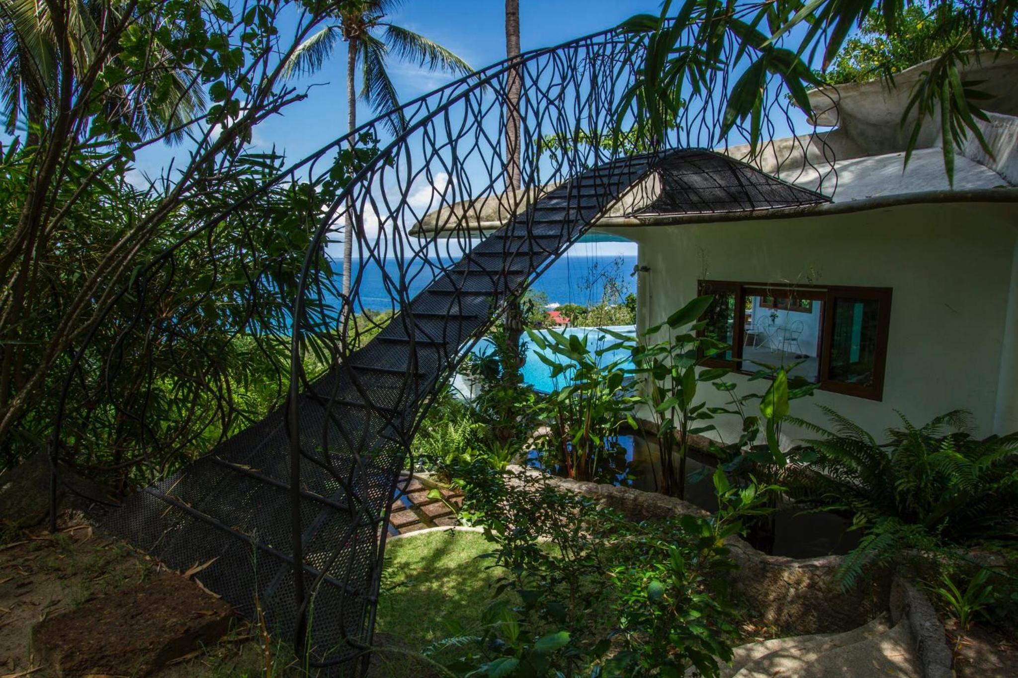 Monkey Flower Villas