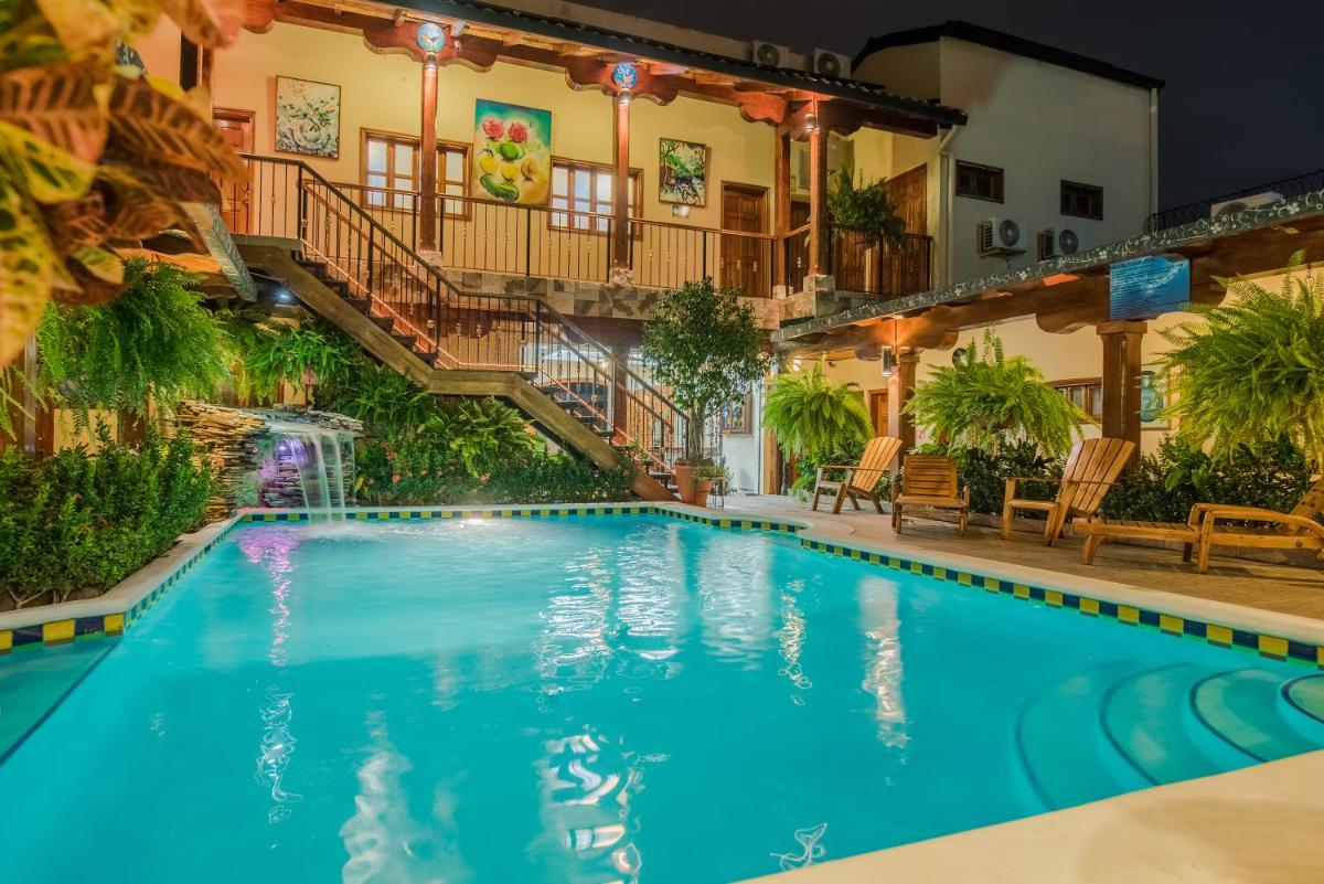 swimming pool