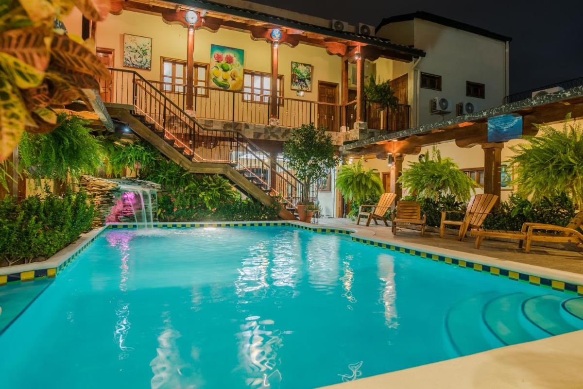 swimming pool