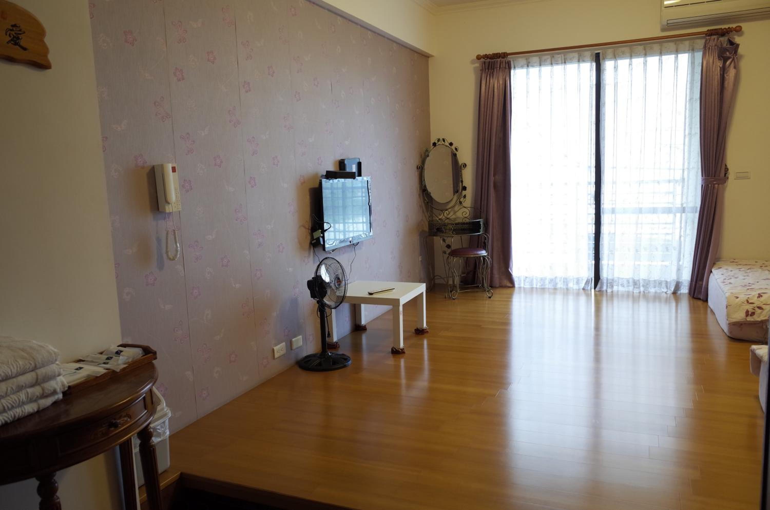Photo 43