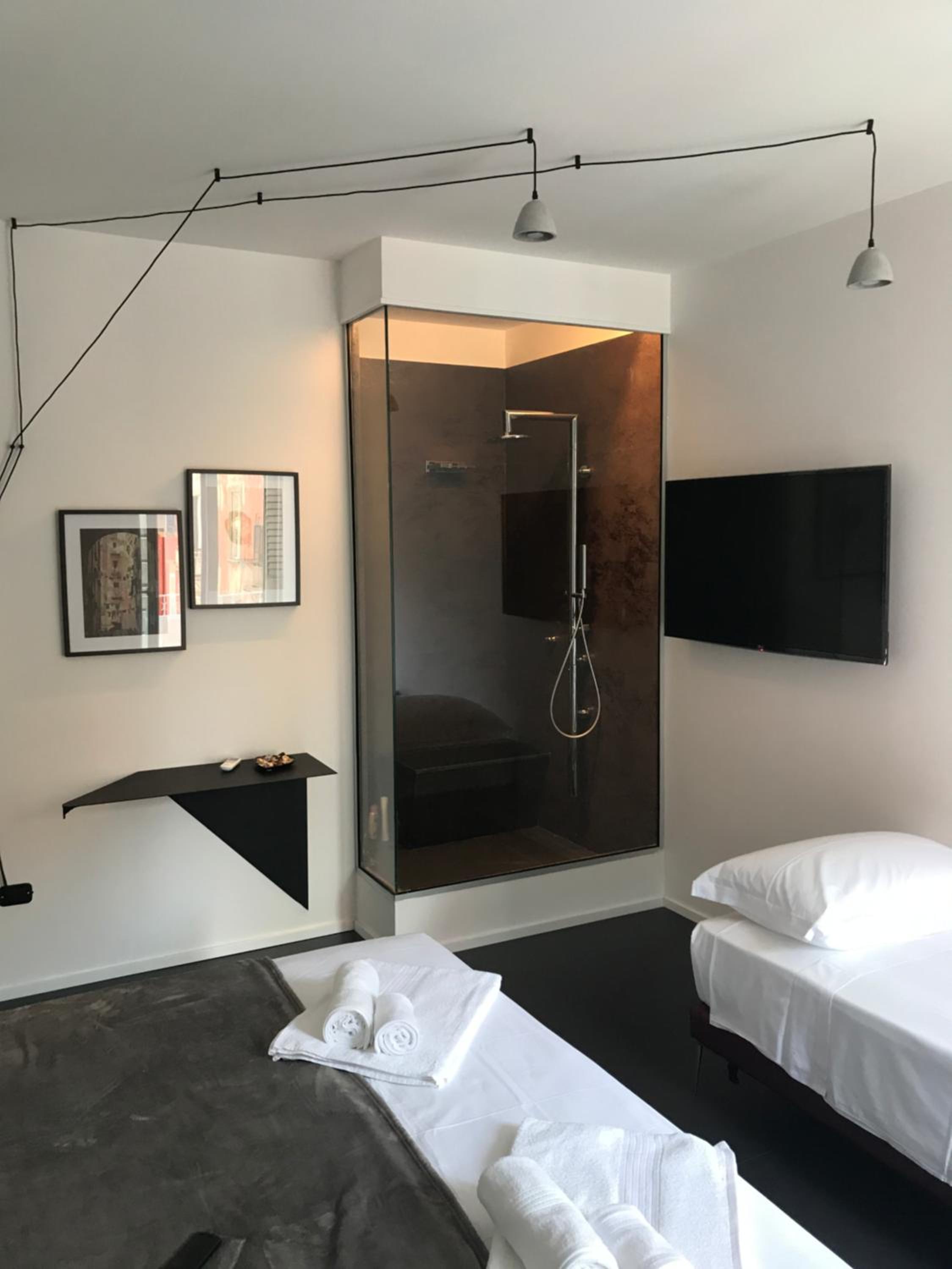 The Boutique Napoli Suite