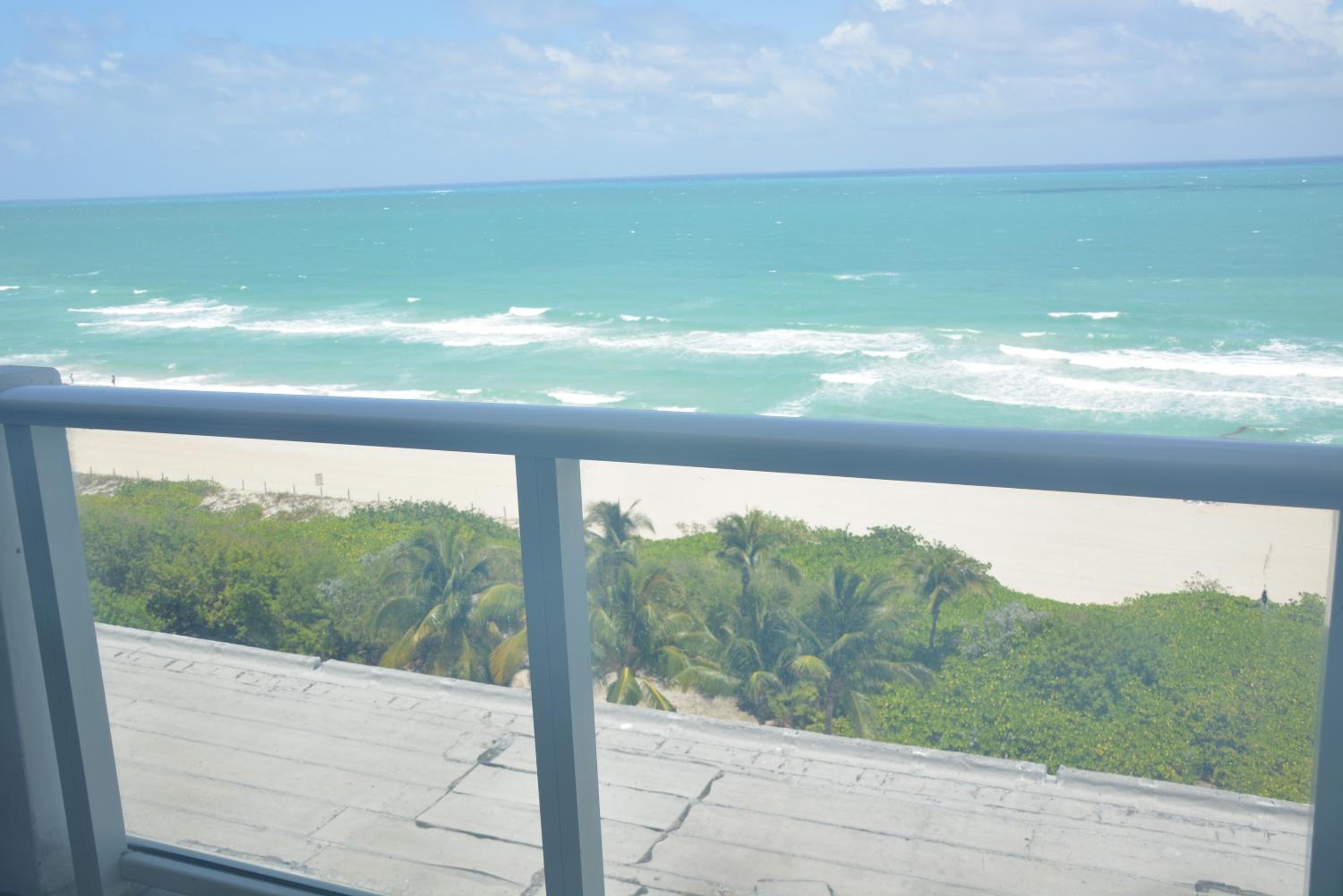 New Point Miami Beach Apartments