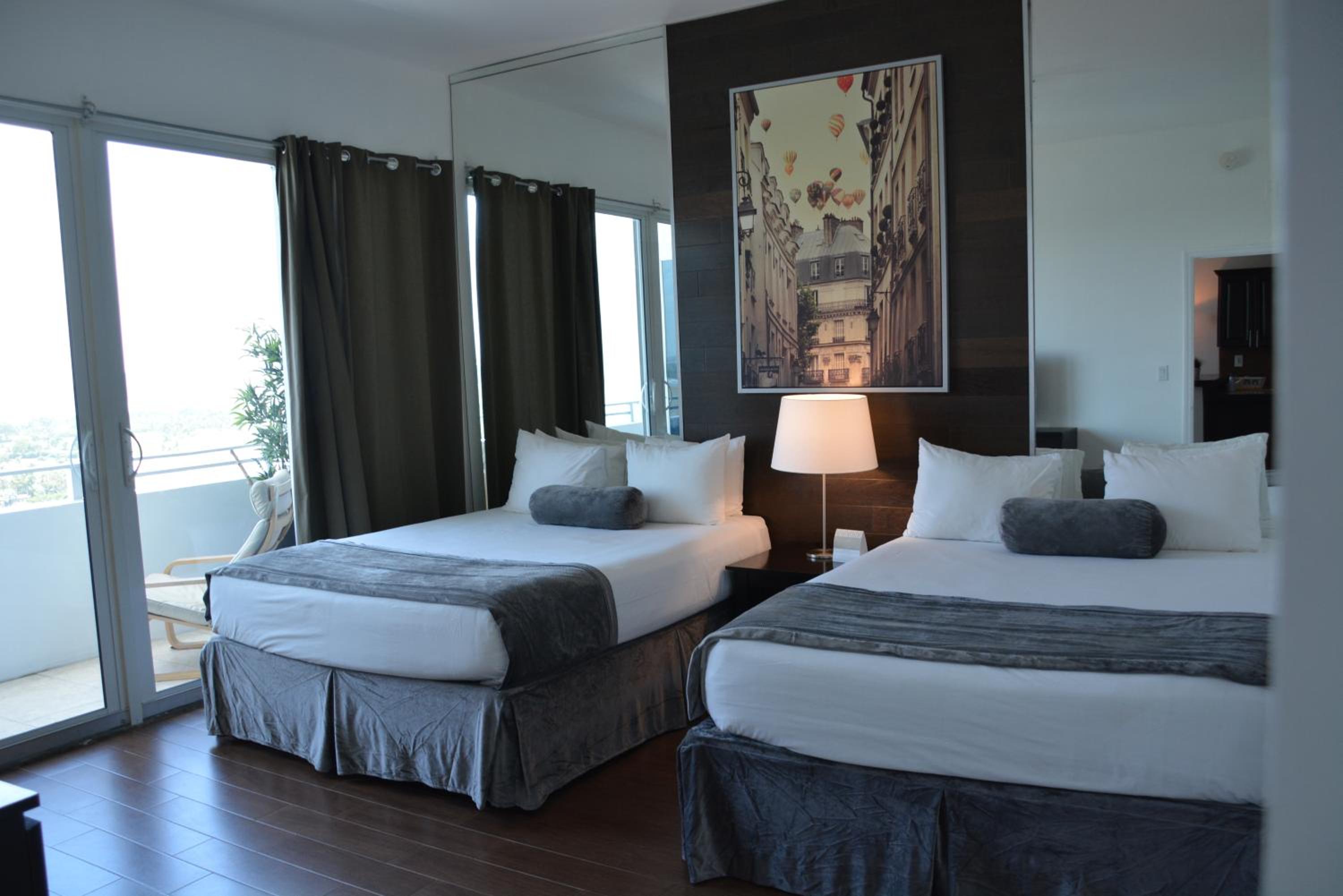 New Point Miami Beach Apartments