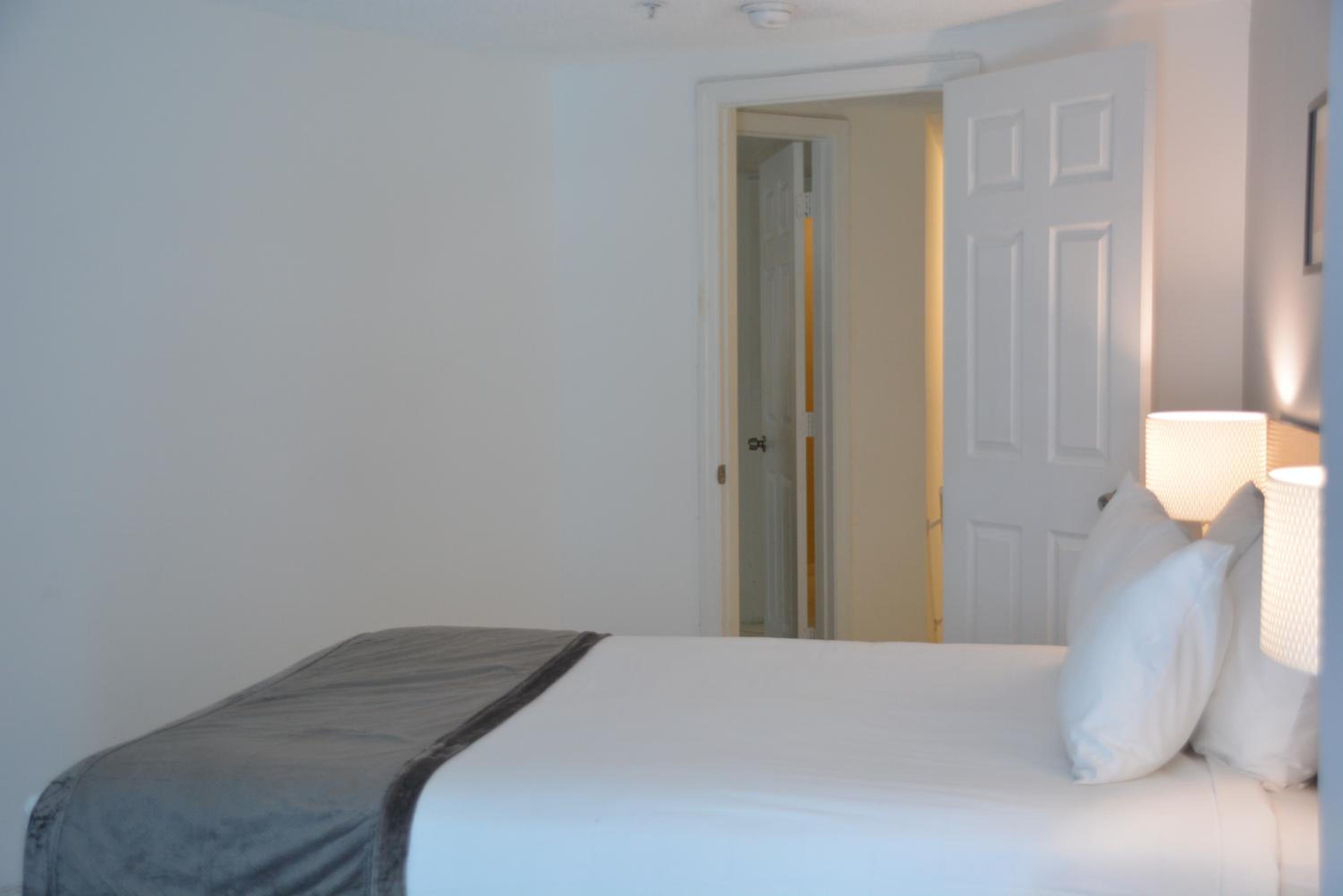 New Point Miami Beach Apartments