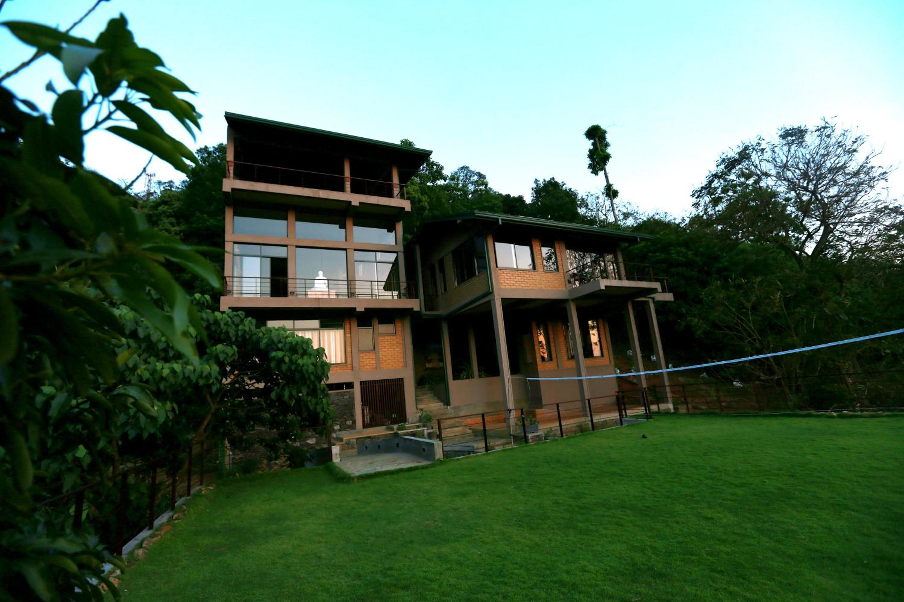 Sanatha Suwaya
