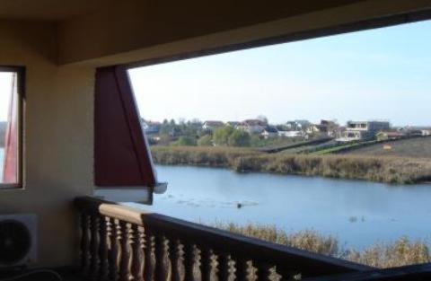 Pensiunea Snagov Lac view 2