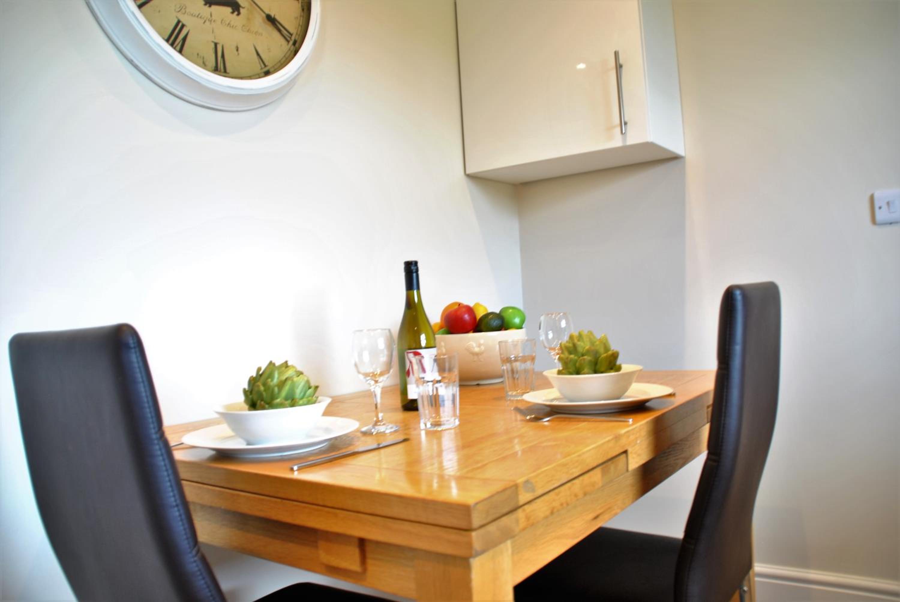 Lord Raglan House One Bedroom with Parking