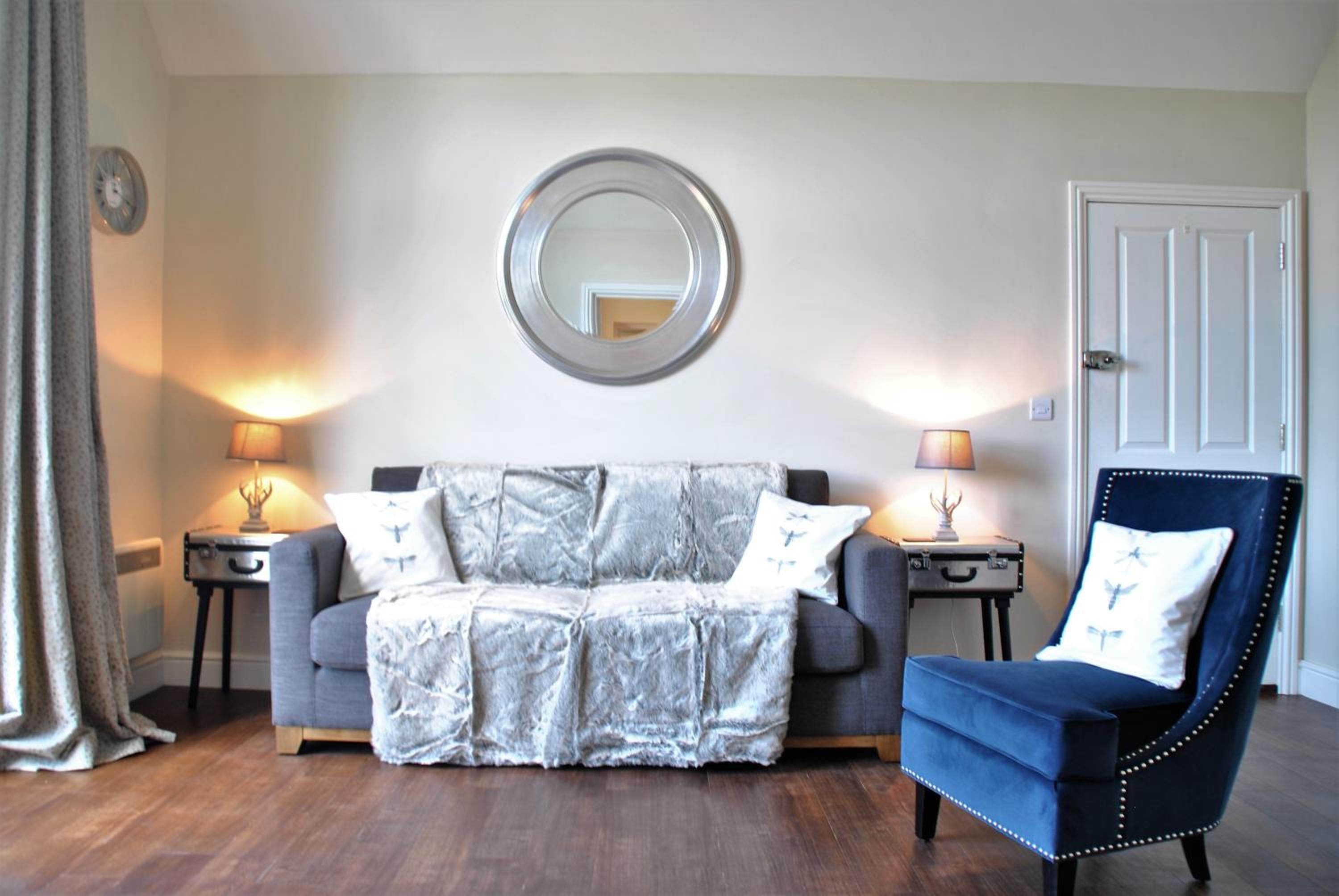 Lord Raglan House One Bedroom with Parking