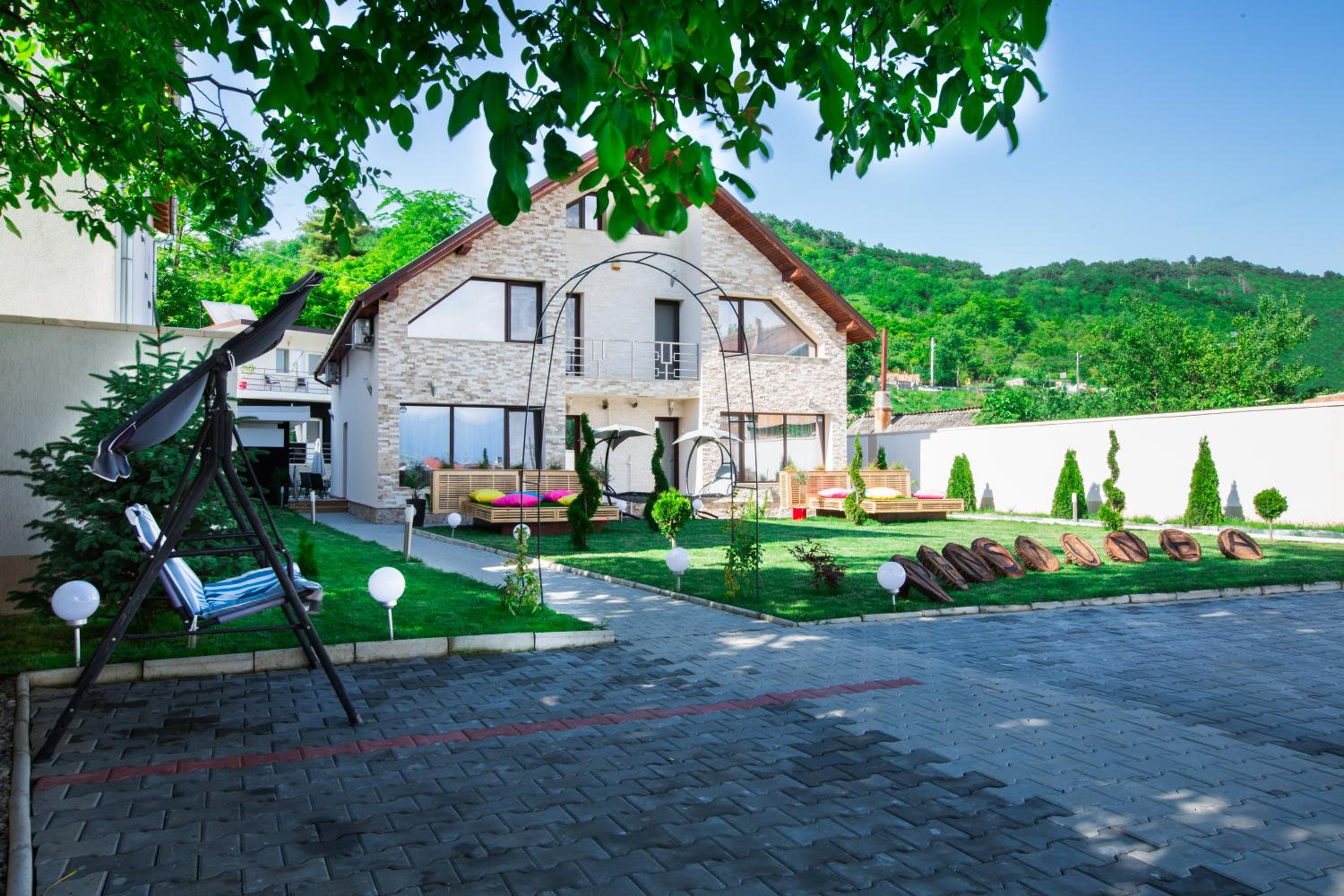 Photo 90