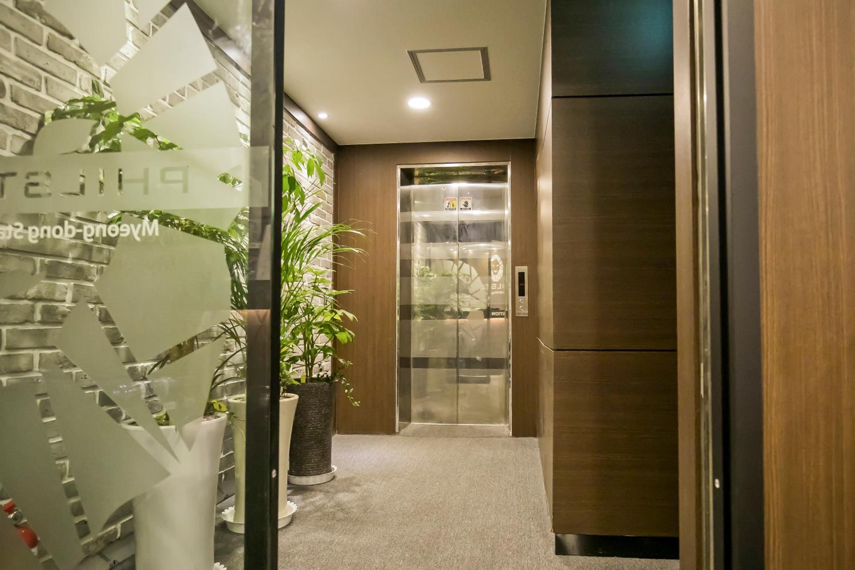 Philstay Myeongdong Station 8