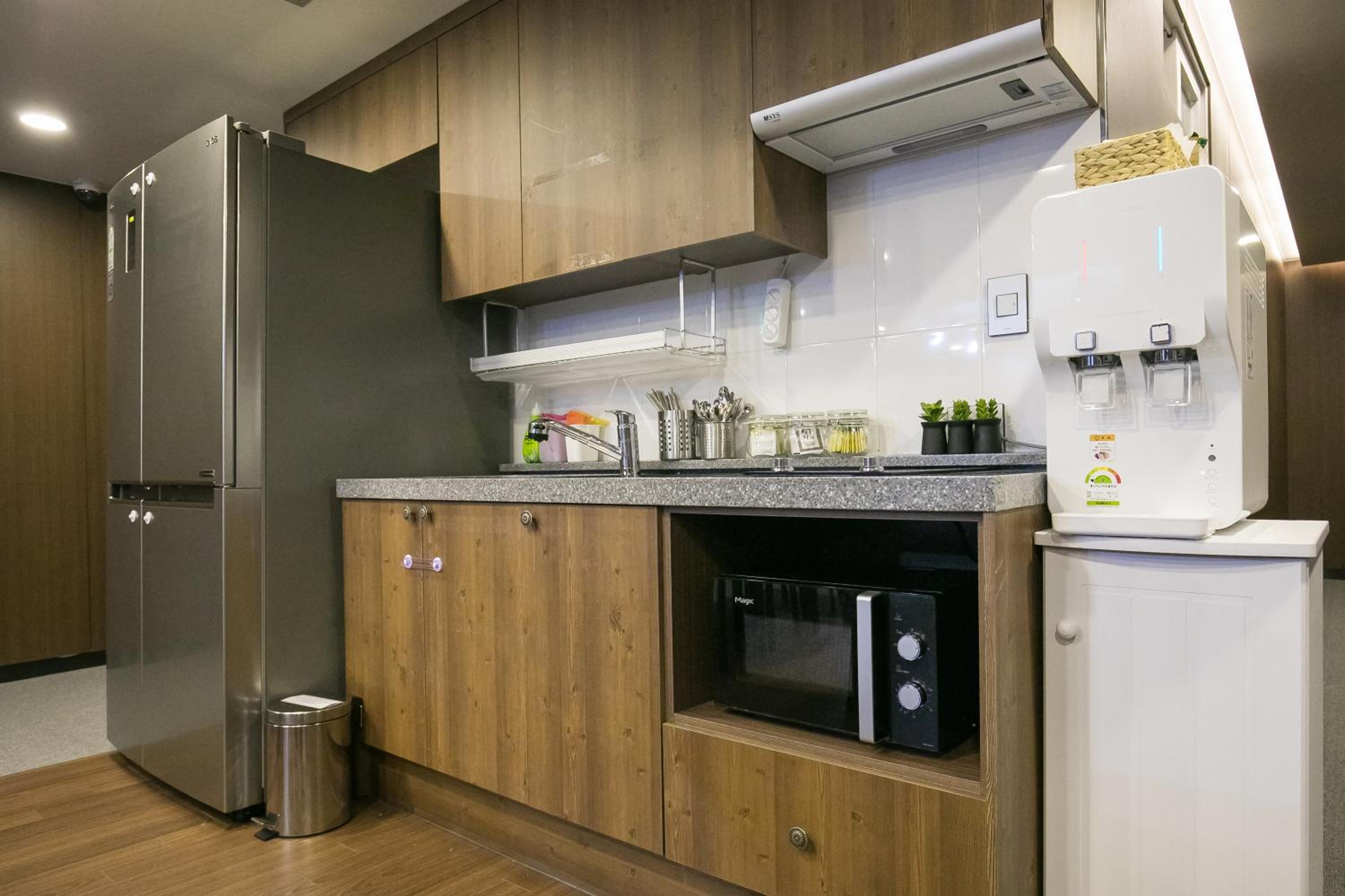 Philstay Myeongdong Station 6