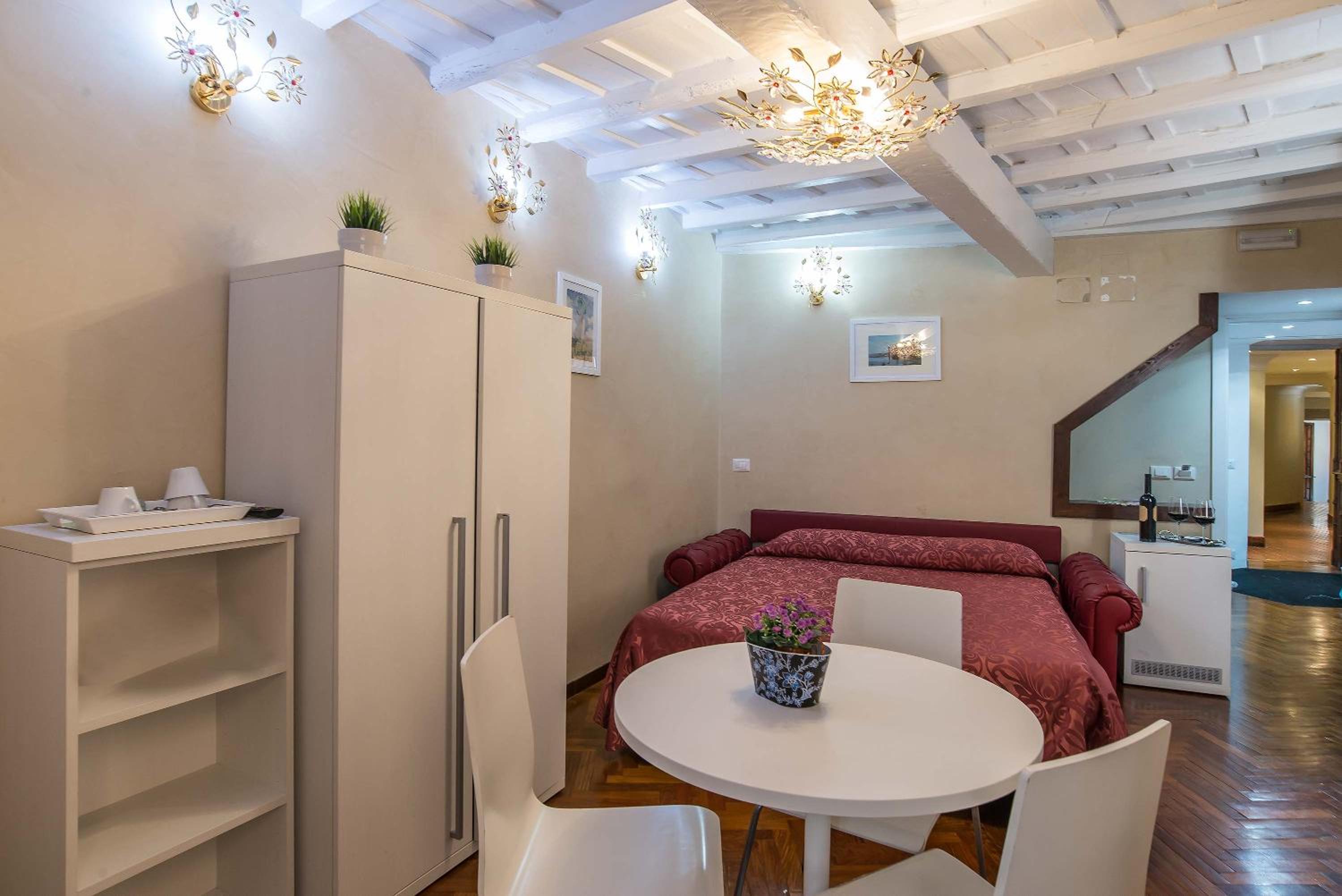 Trevi Rome Suite