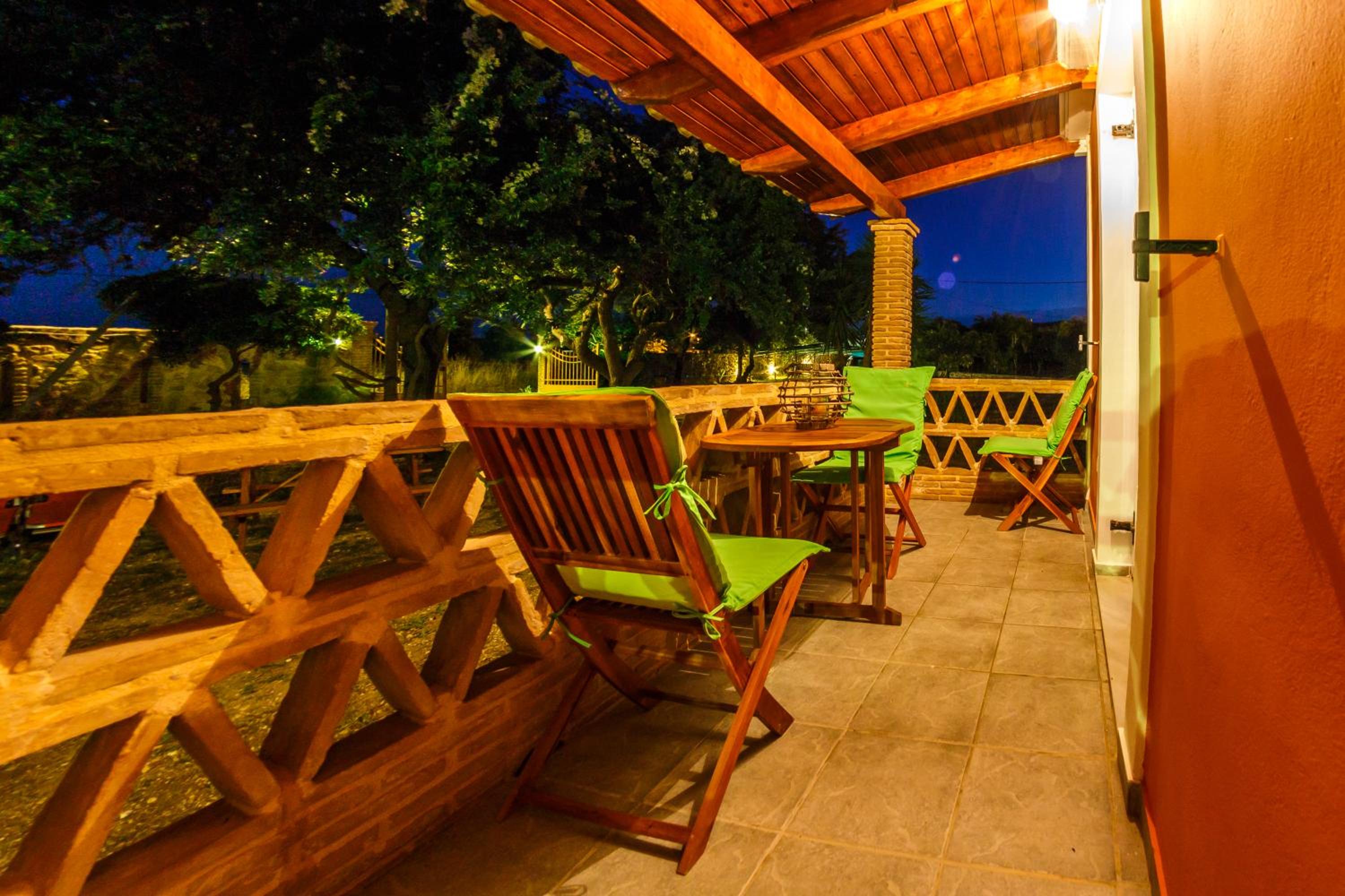 Porto Gerakas Villas