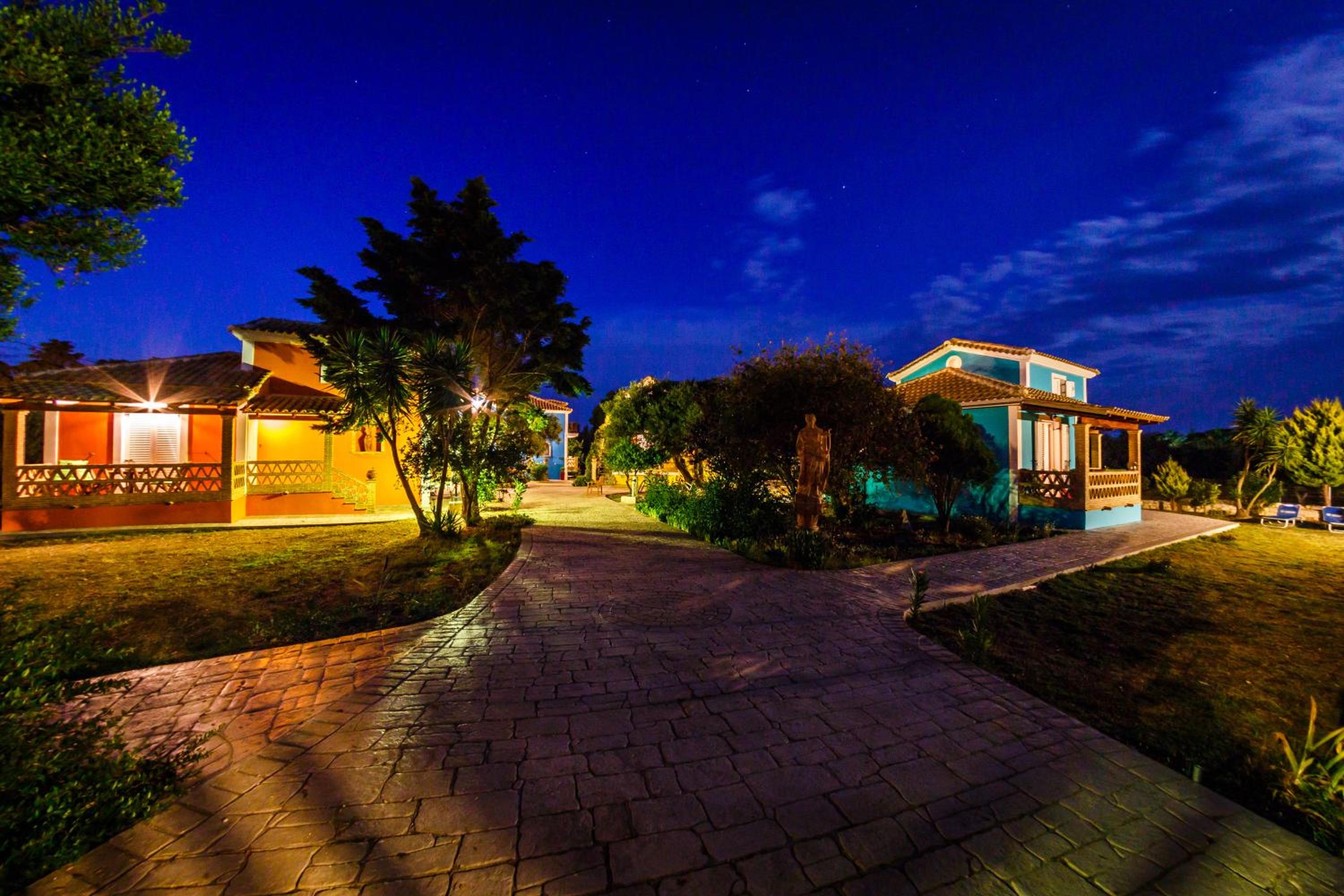 Porto Gerakas Villas