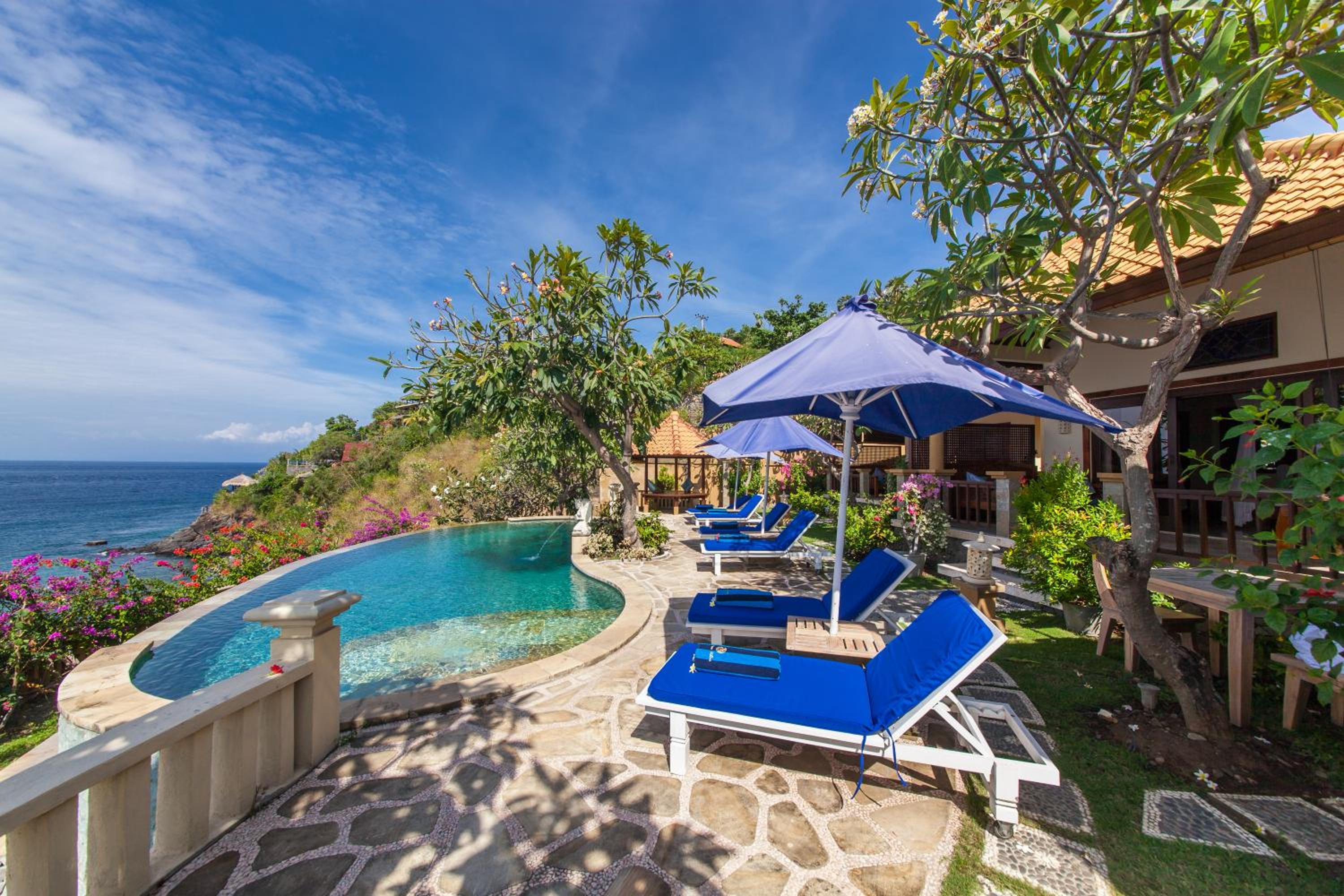 Blue Moon Villas Resort