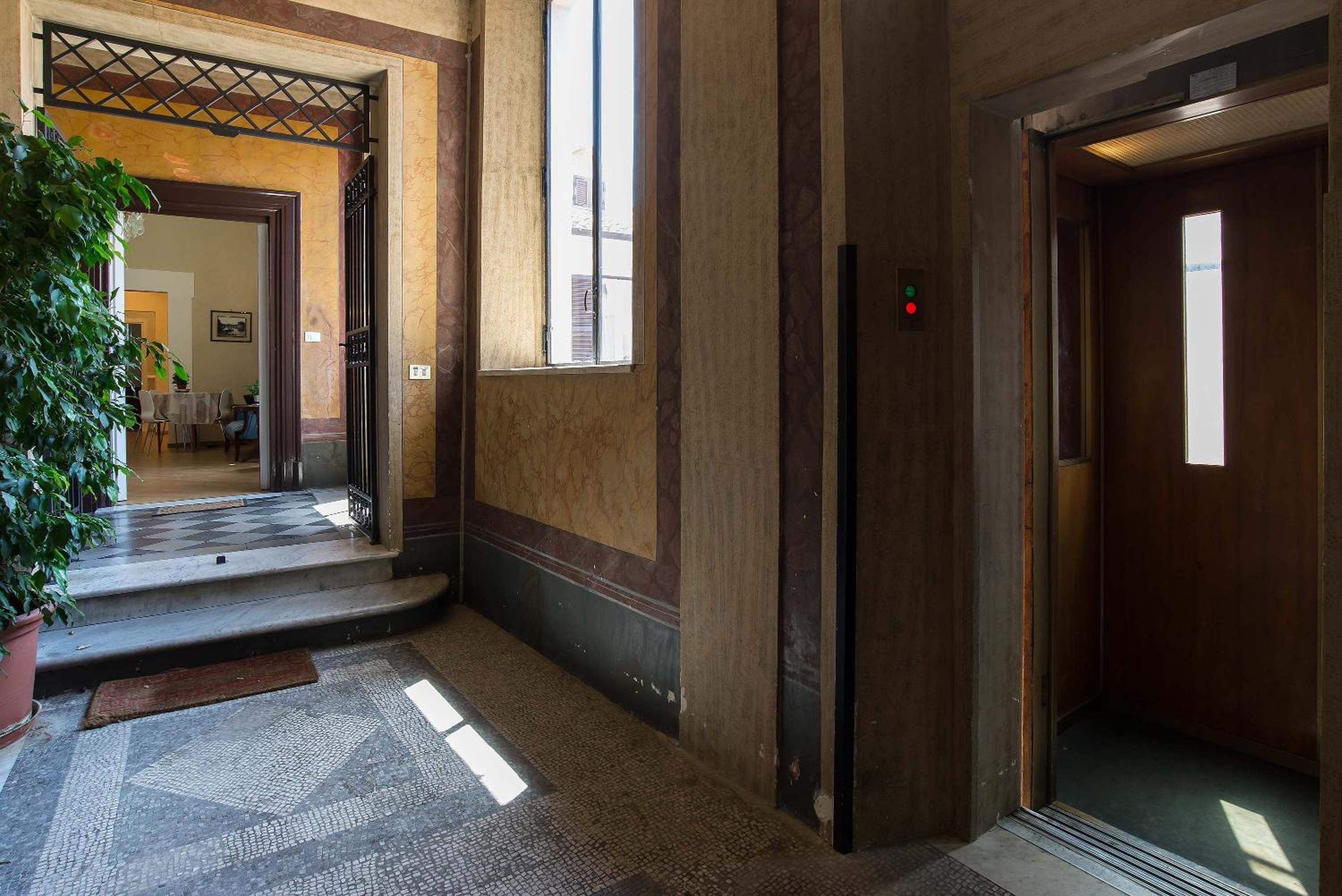 Trevi Rome Suite