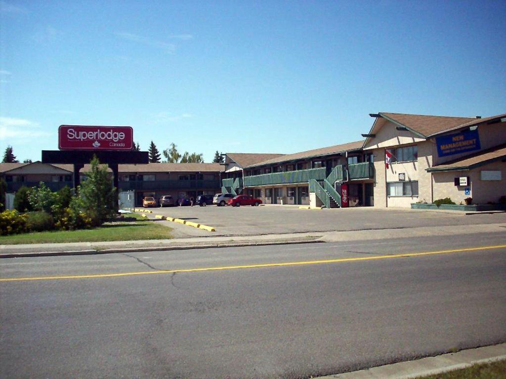 Superlodge Canada view 2