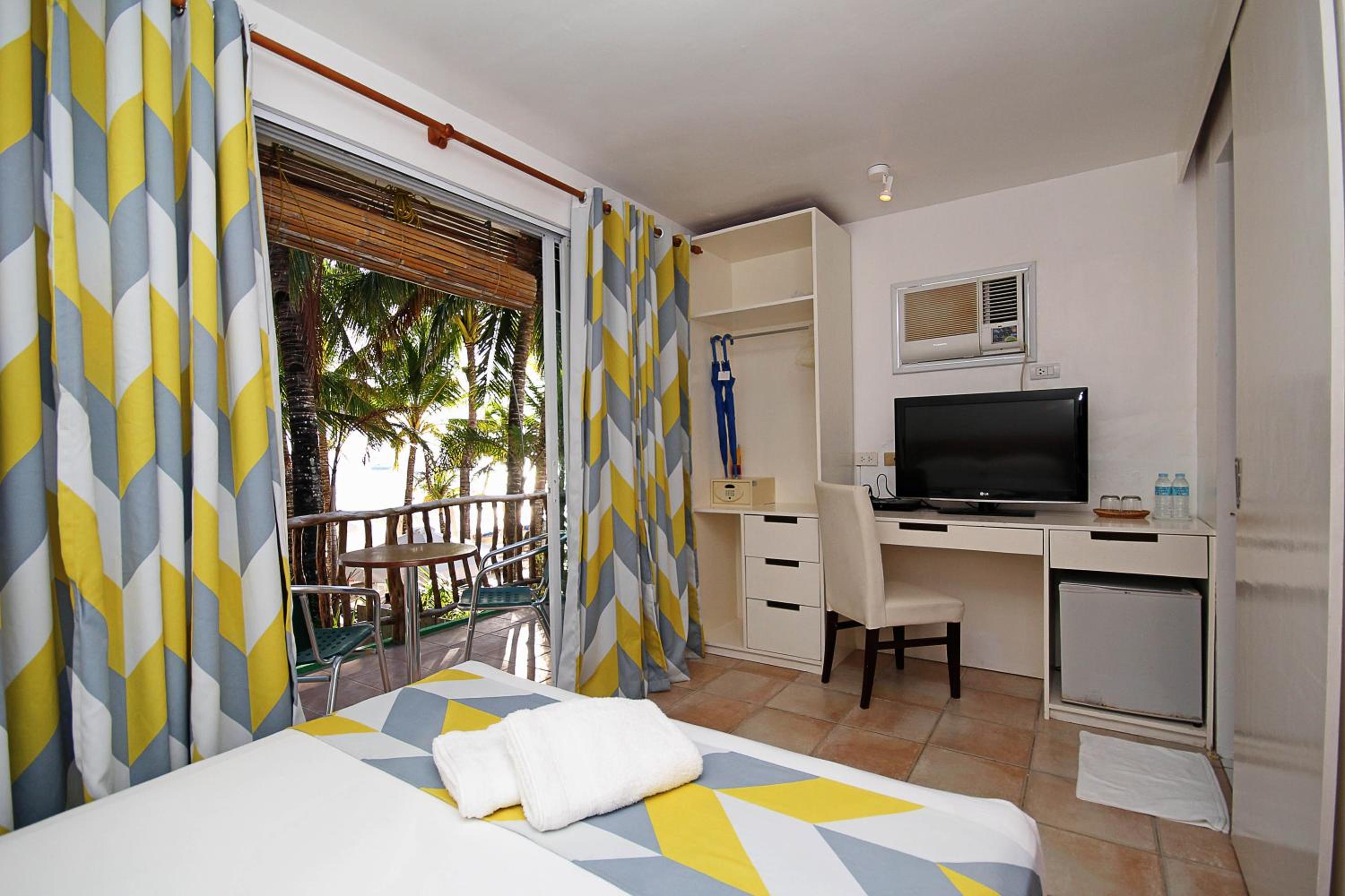 Bluewaves Beach House, Boracay - 21
