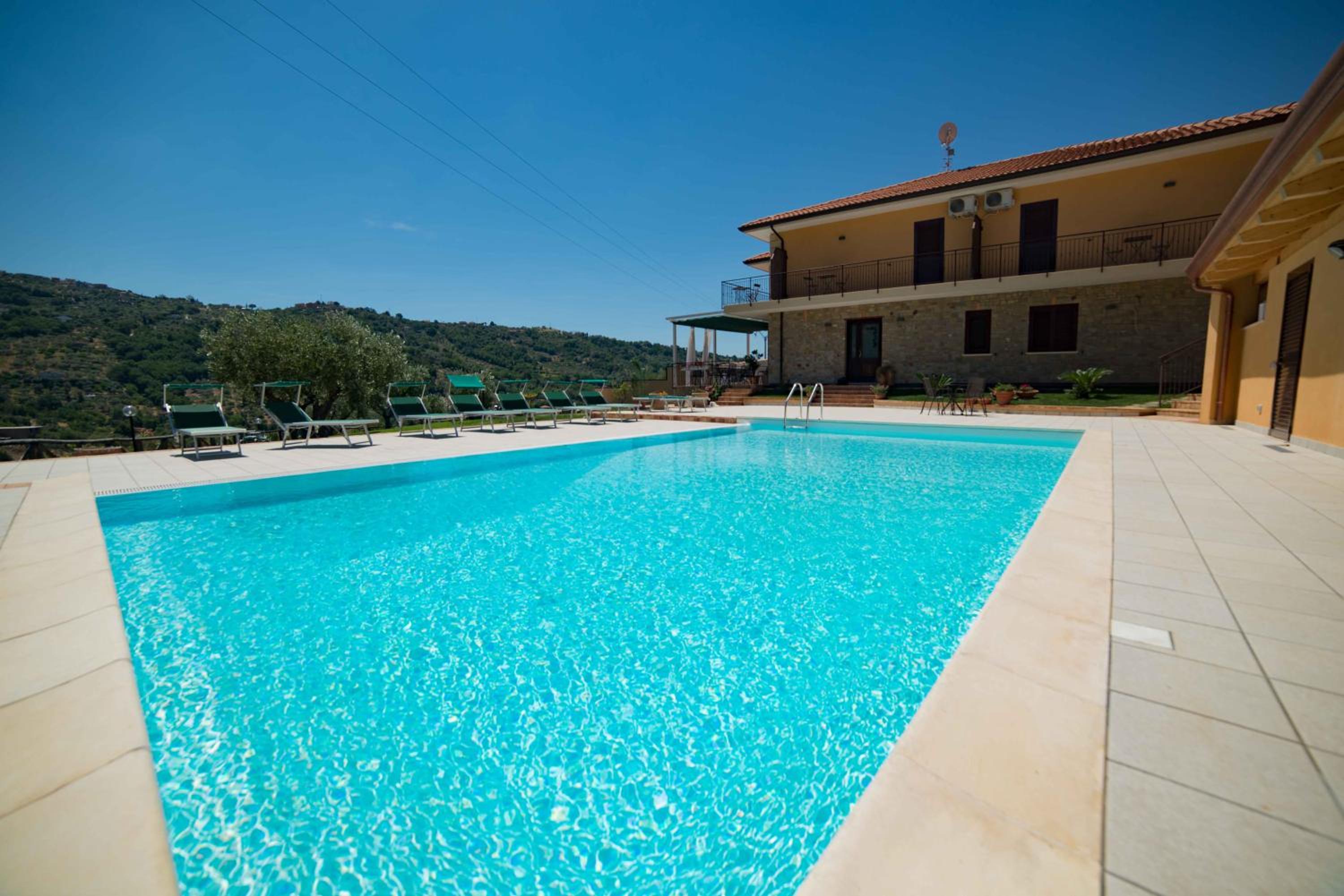 Villa Sansivieri photo 2