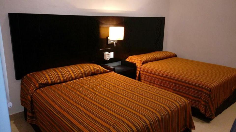 Aparthotel Siete 32