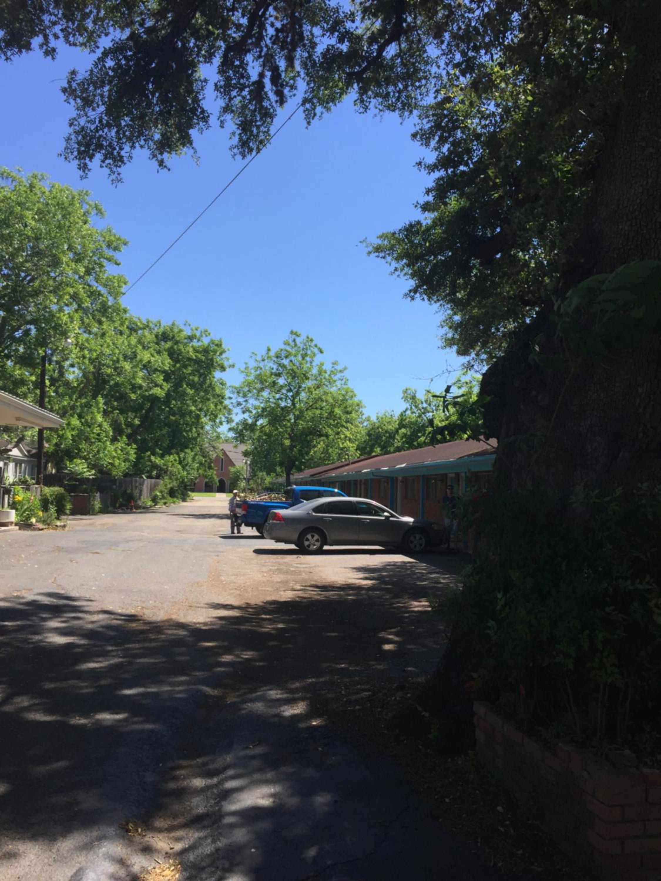 The Oak Motel