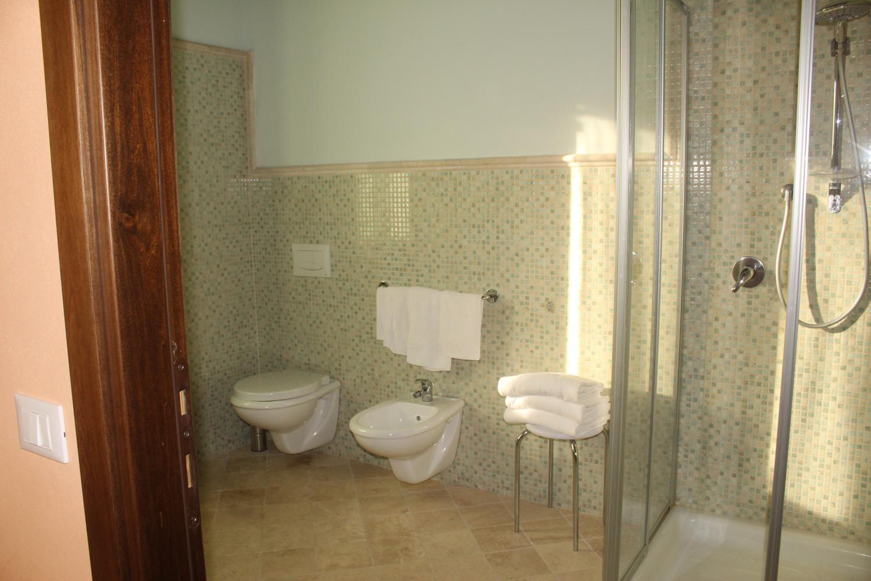 Photo 51