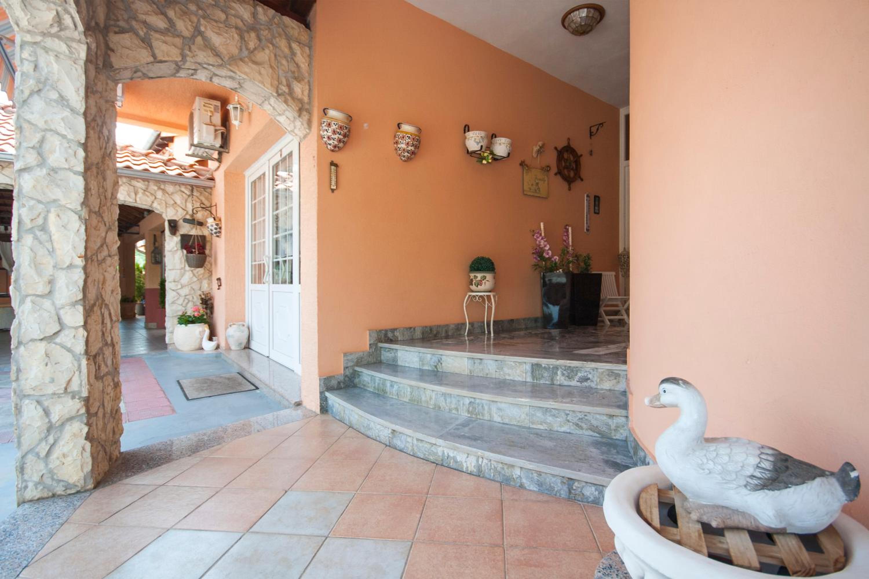 Villa Rosa view 5