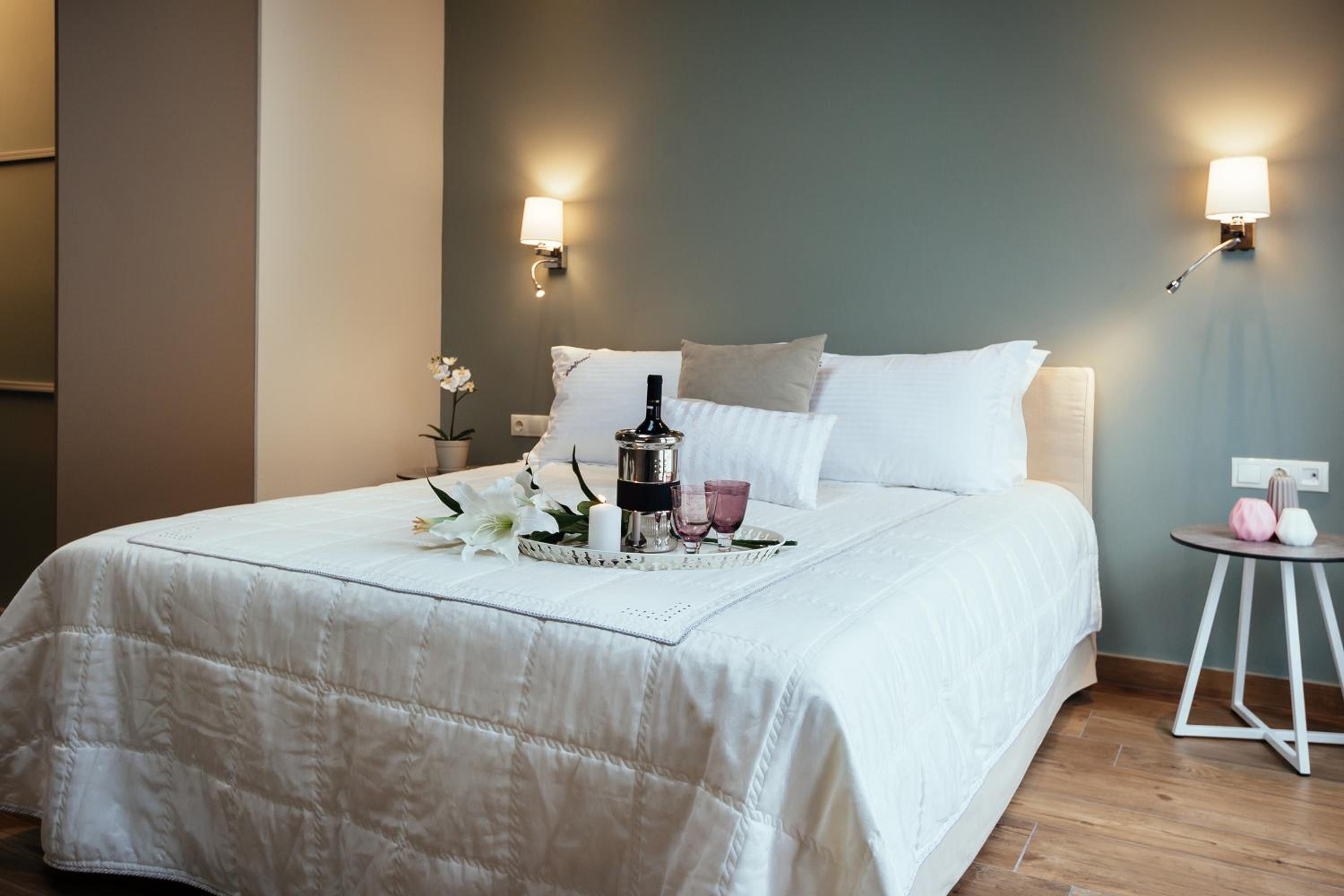 Filoxenion Luxury Rooms & Lofts