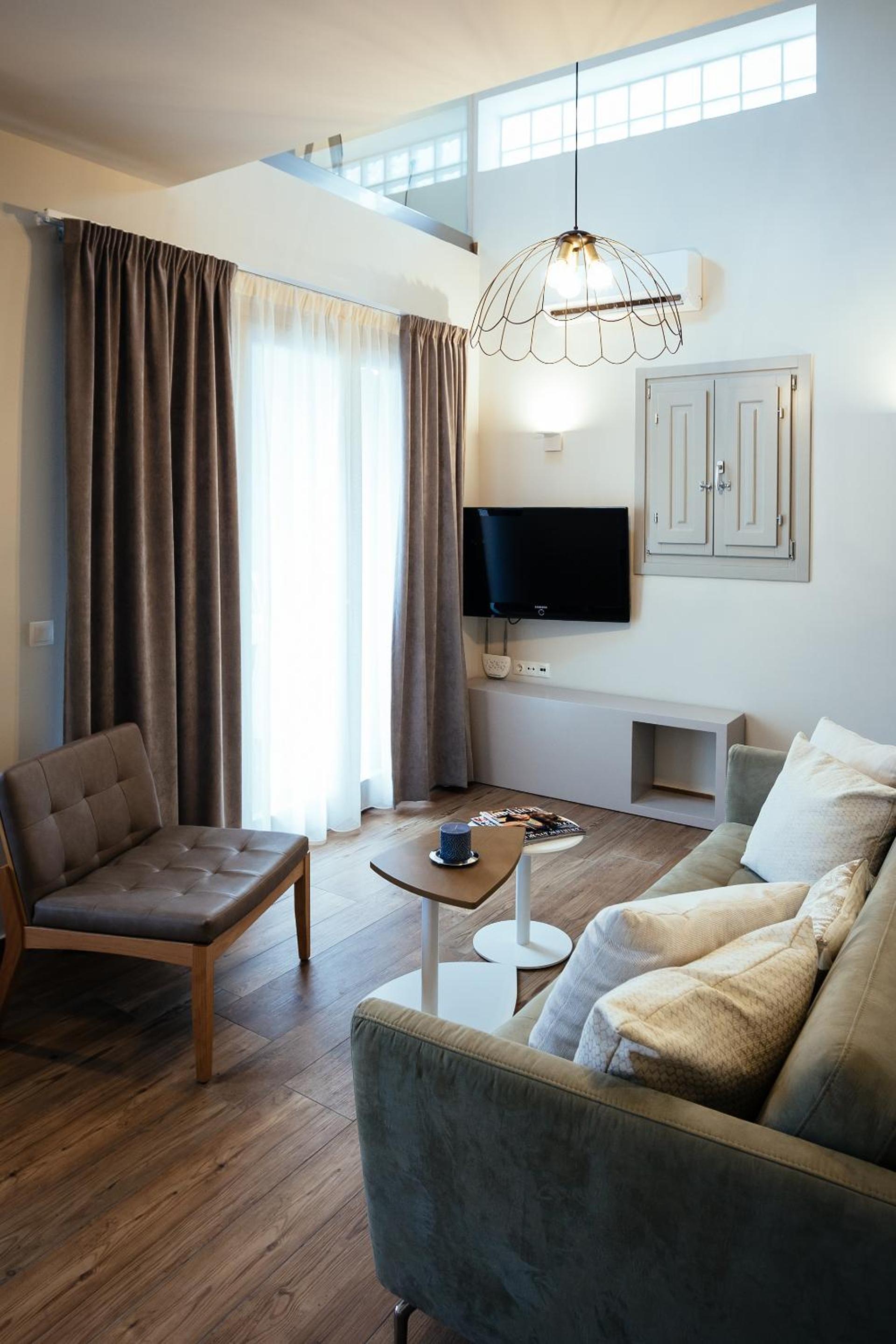 Filoxenion Luxury Rooms & Lofts