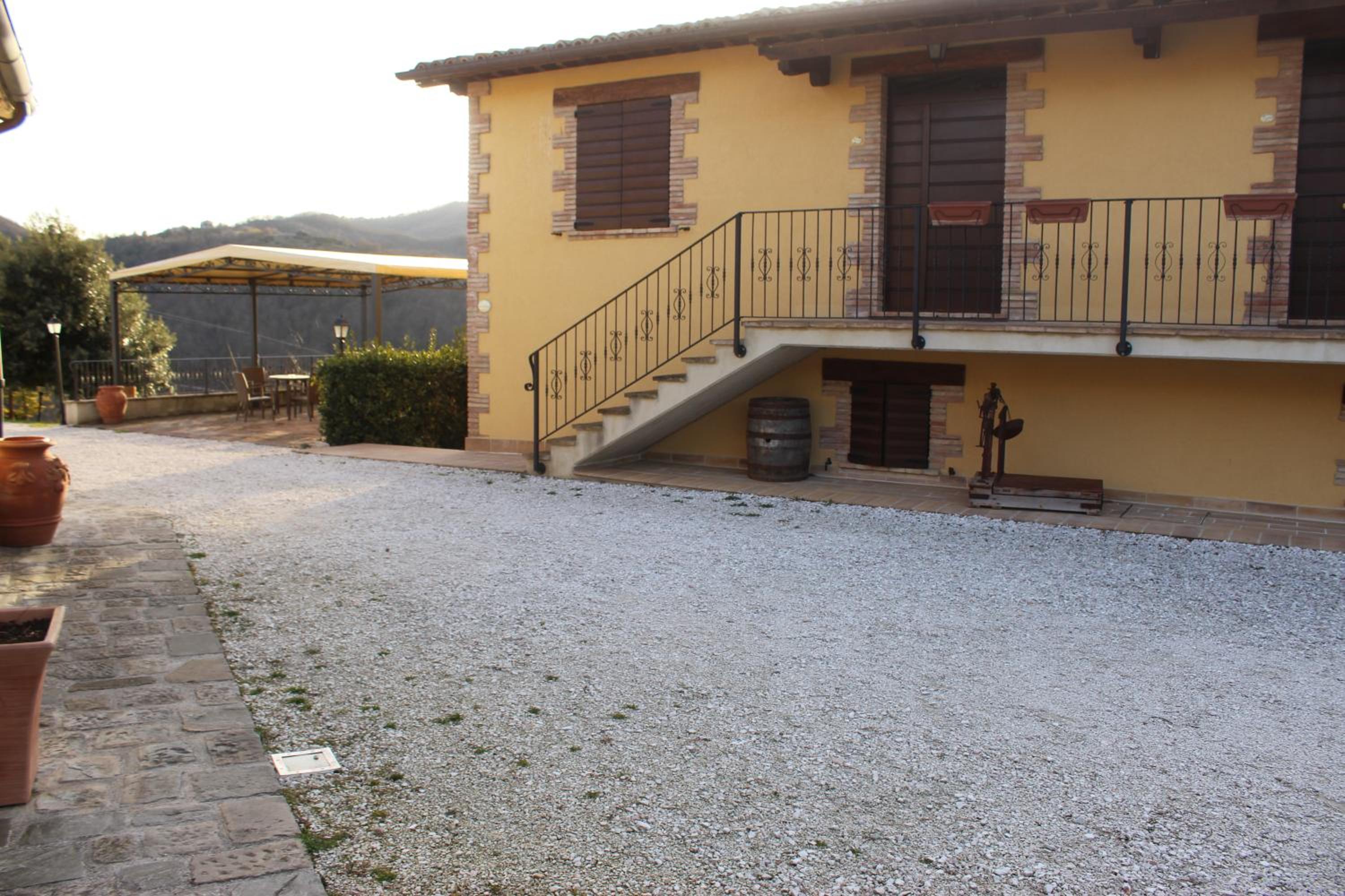 Photo 46