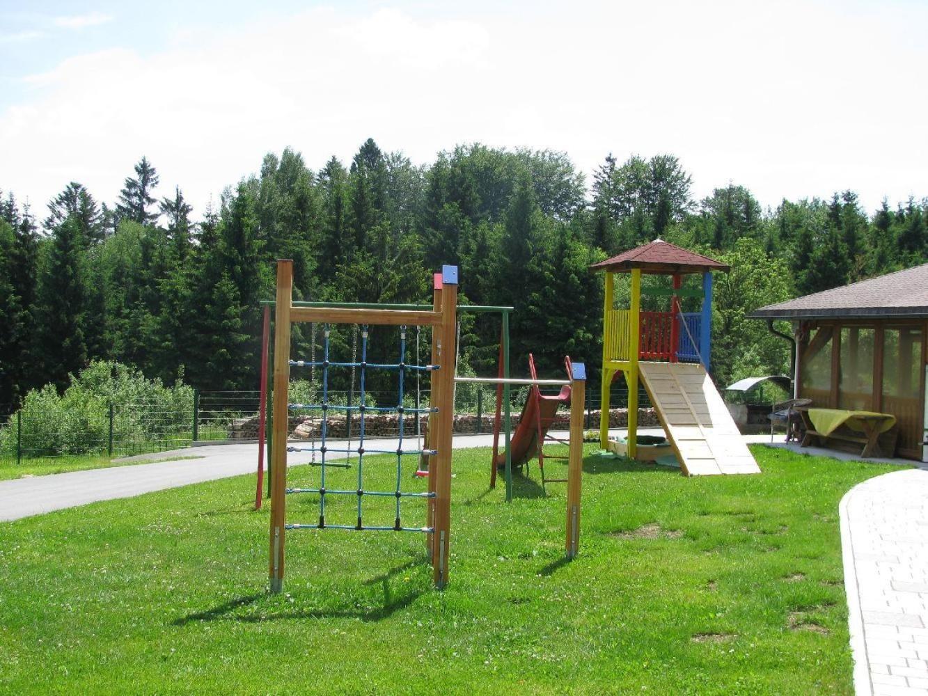 Photo 11
