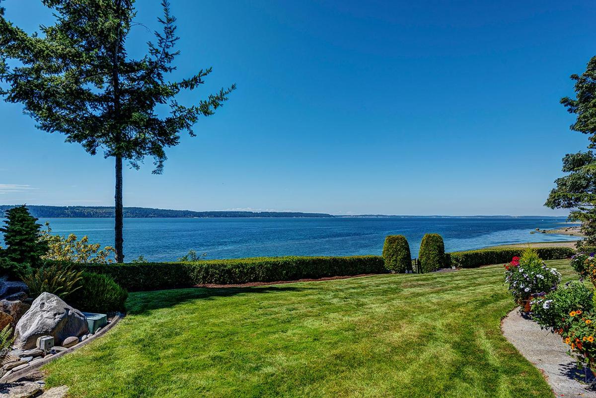 Sea Mist Waterfront B&B