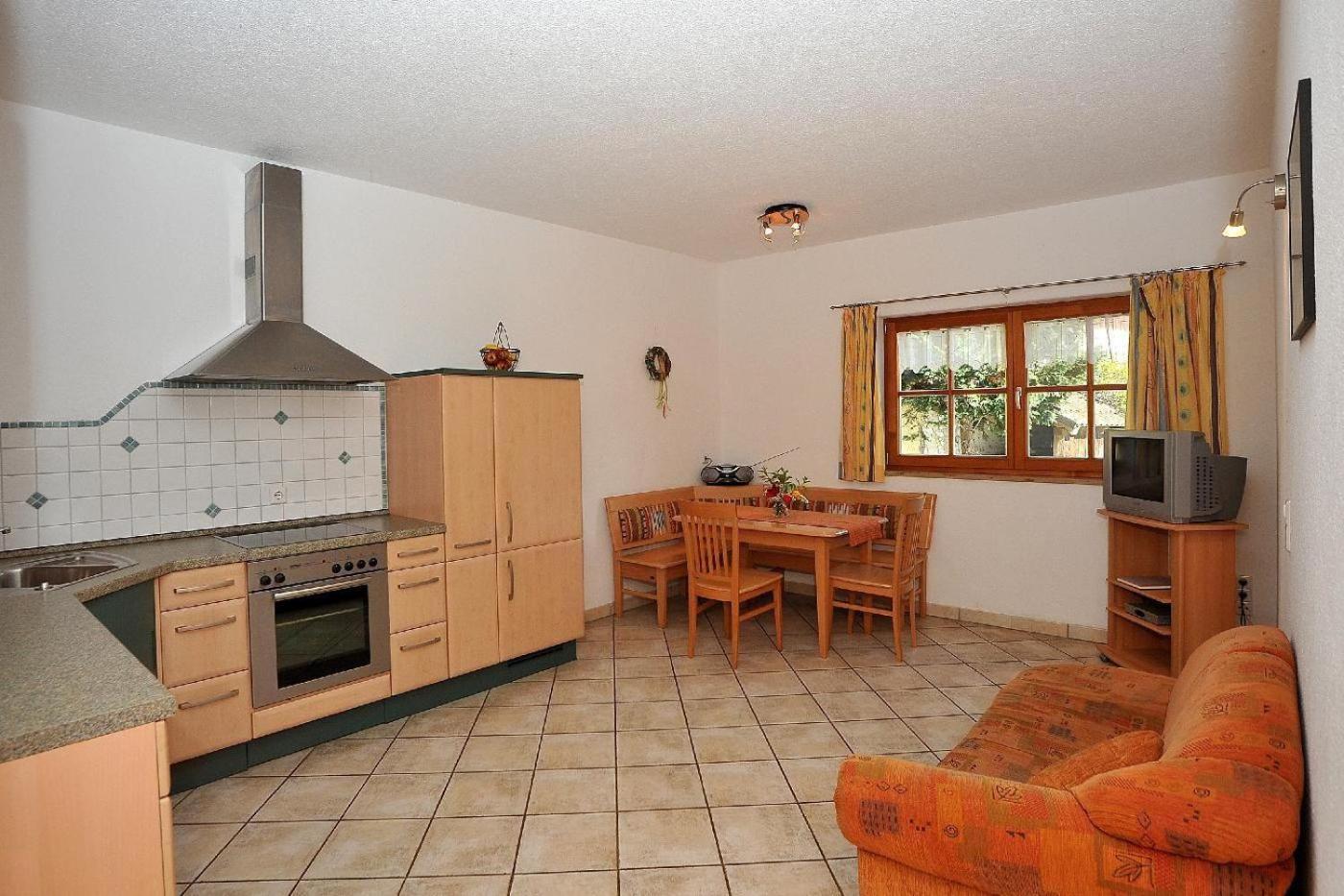 Ferienhof-Fink-Ferienwohnung-Sonnenblume view 4