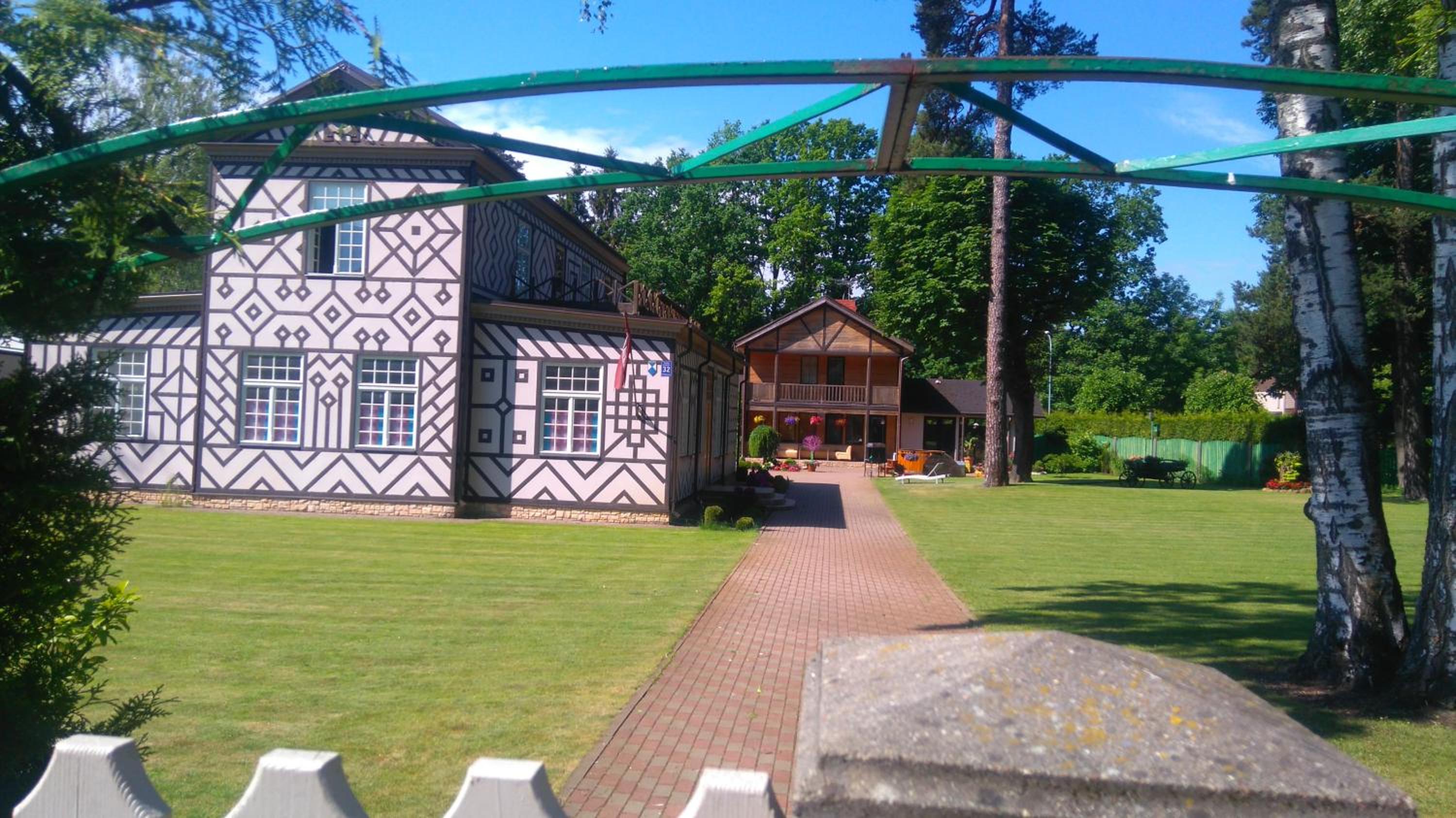 Photo 42