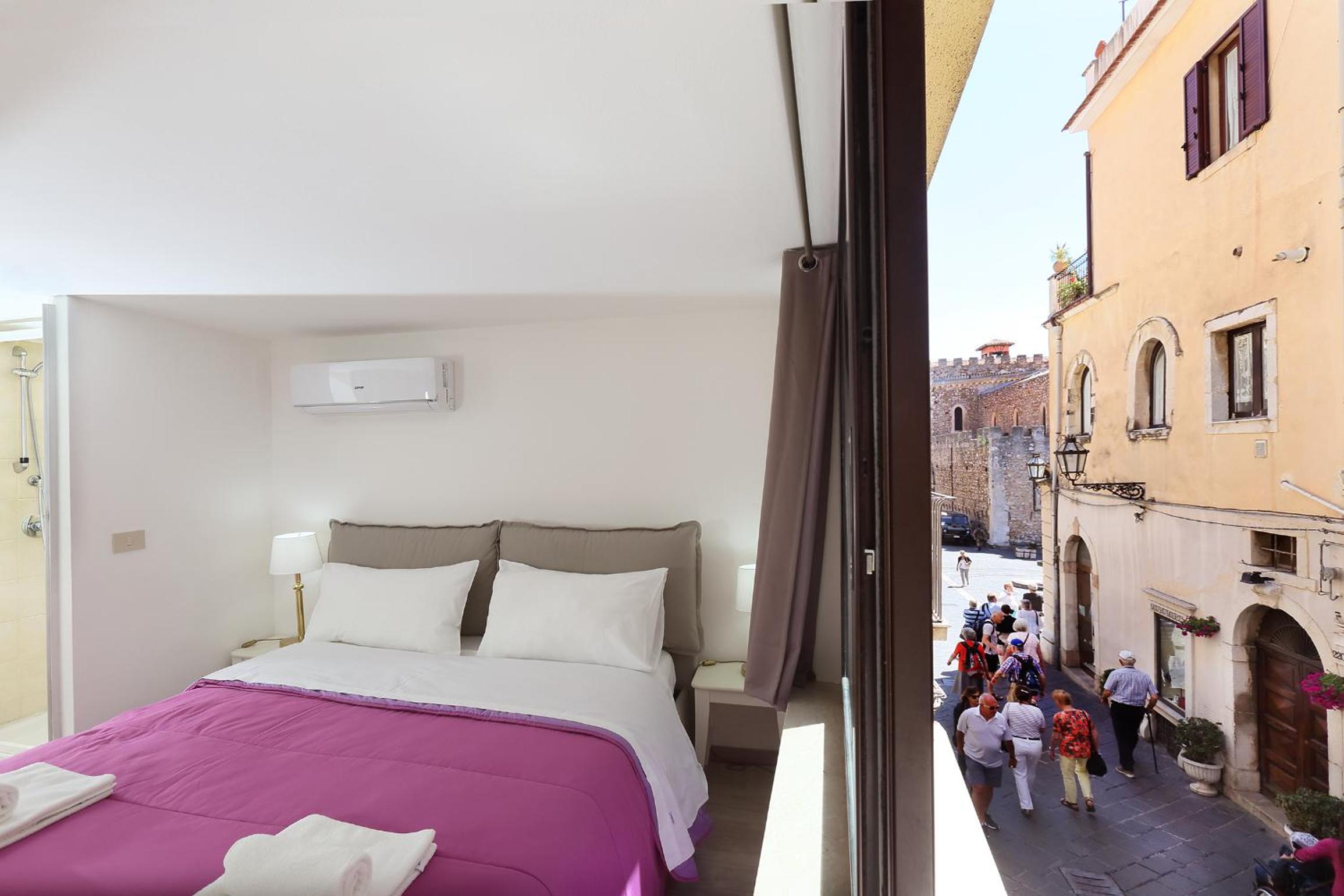 Photo 33