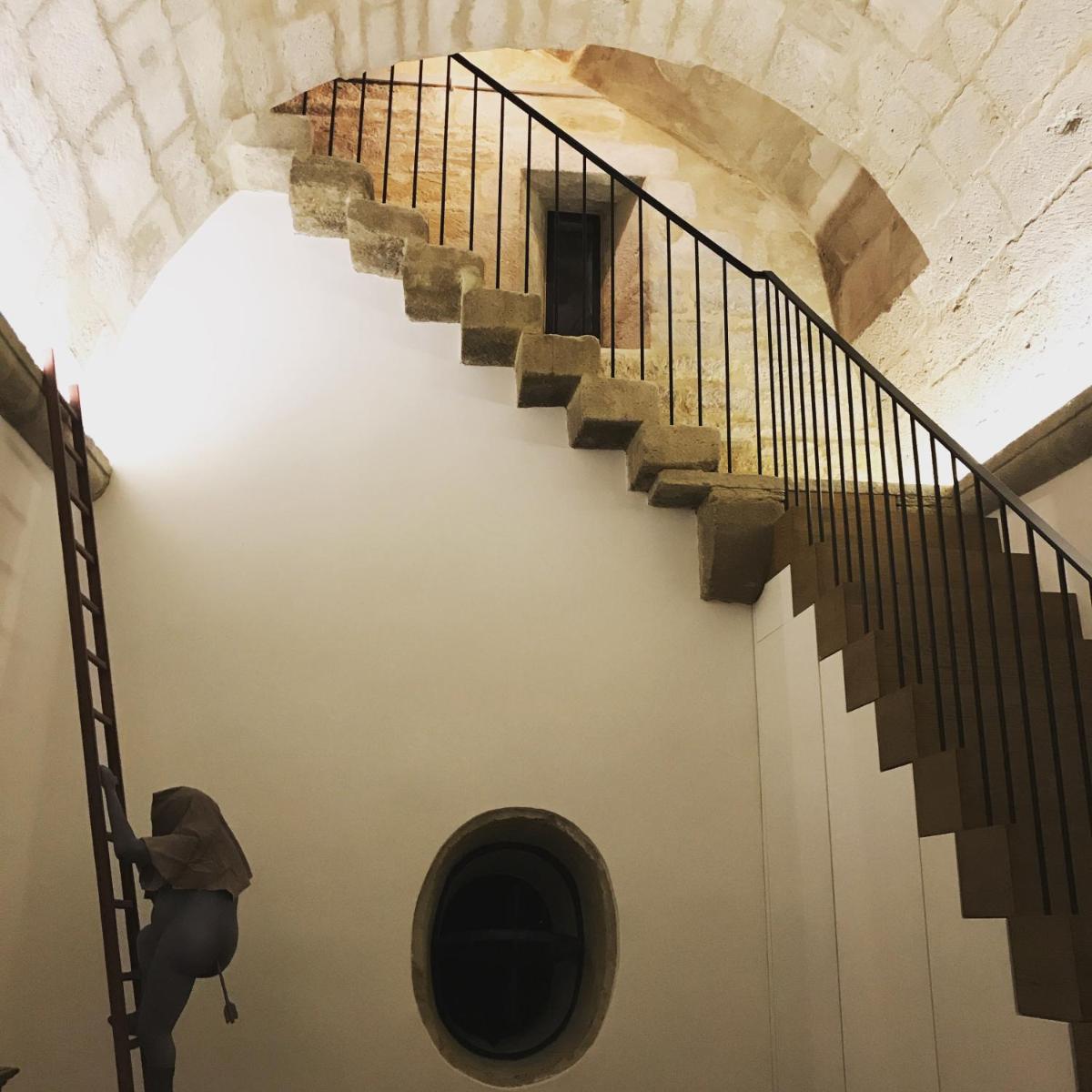 Tour Sarrazine de Montaren