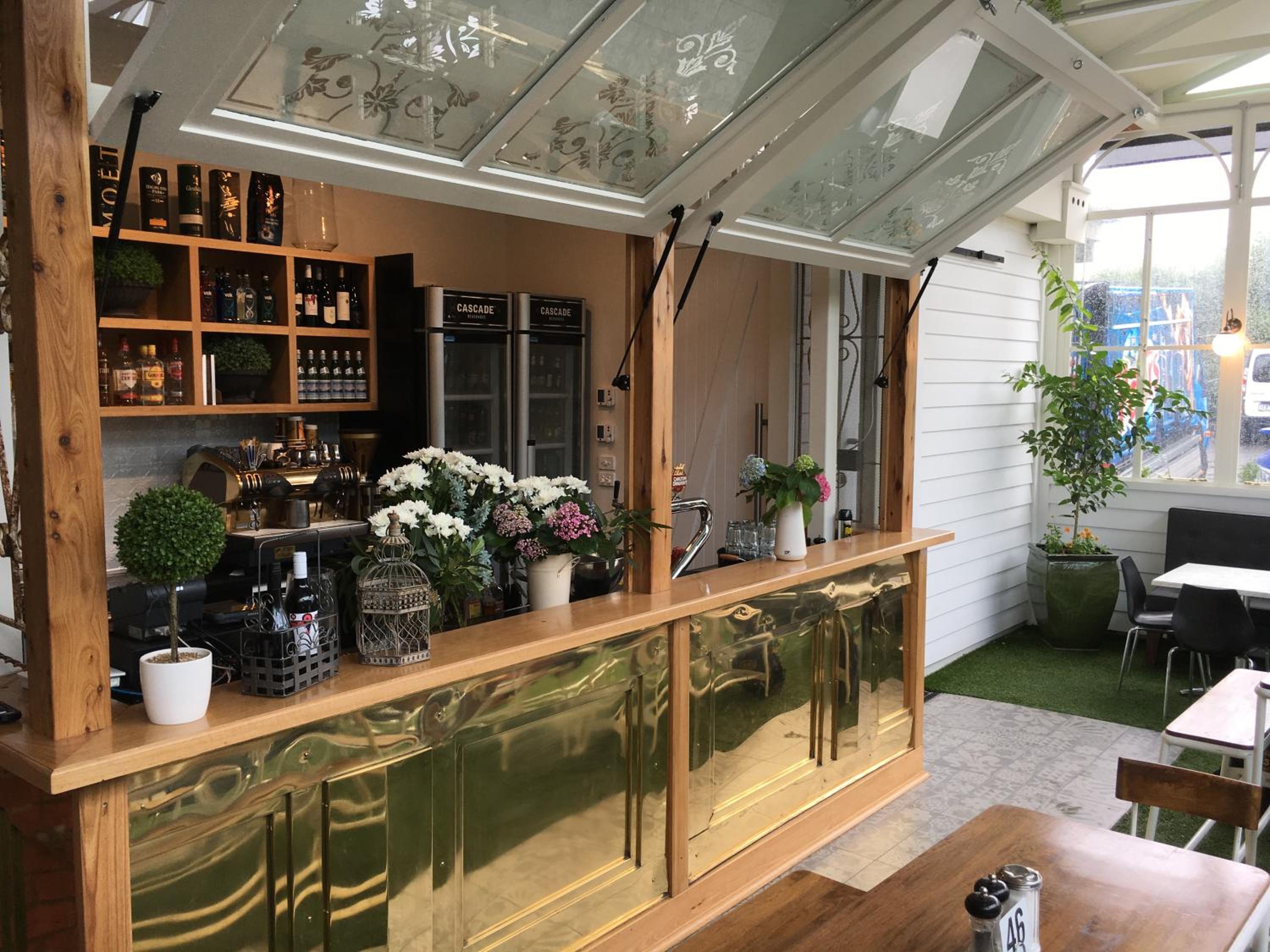 Ballarat Vacations - Oscars Hotel and Cafe Bar - Property Image 2