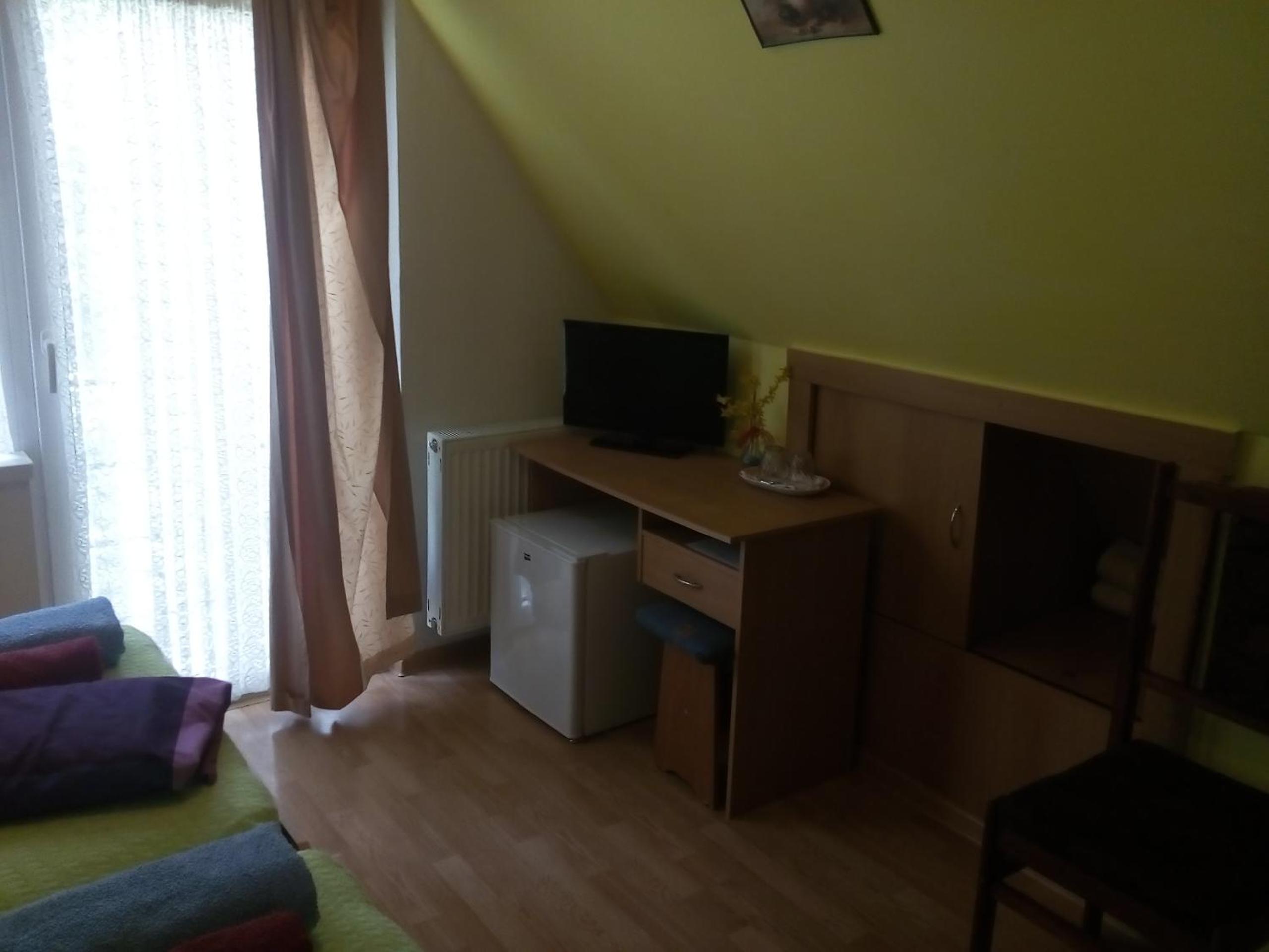 Photo 16